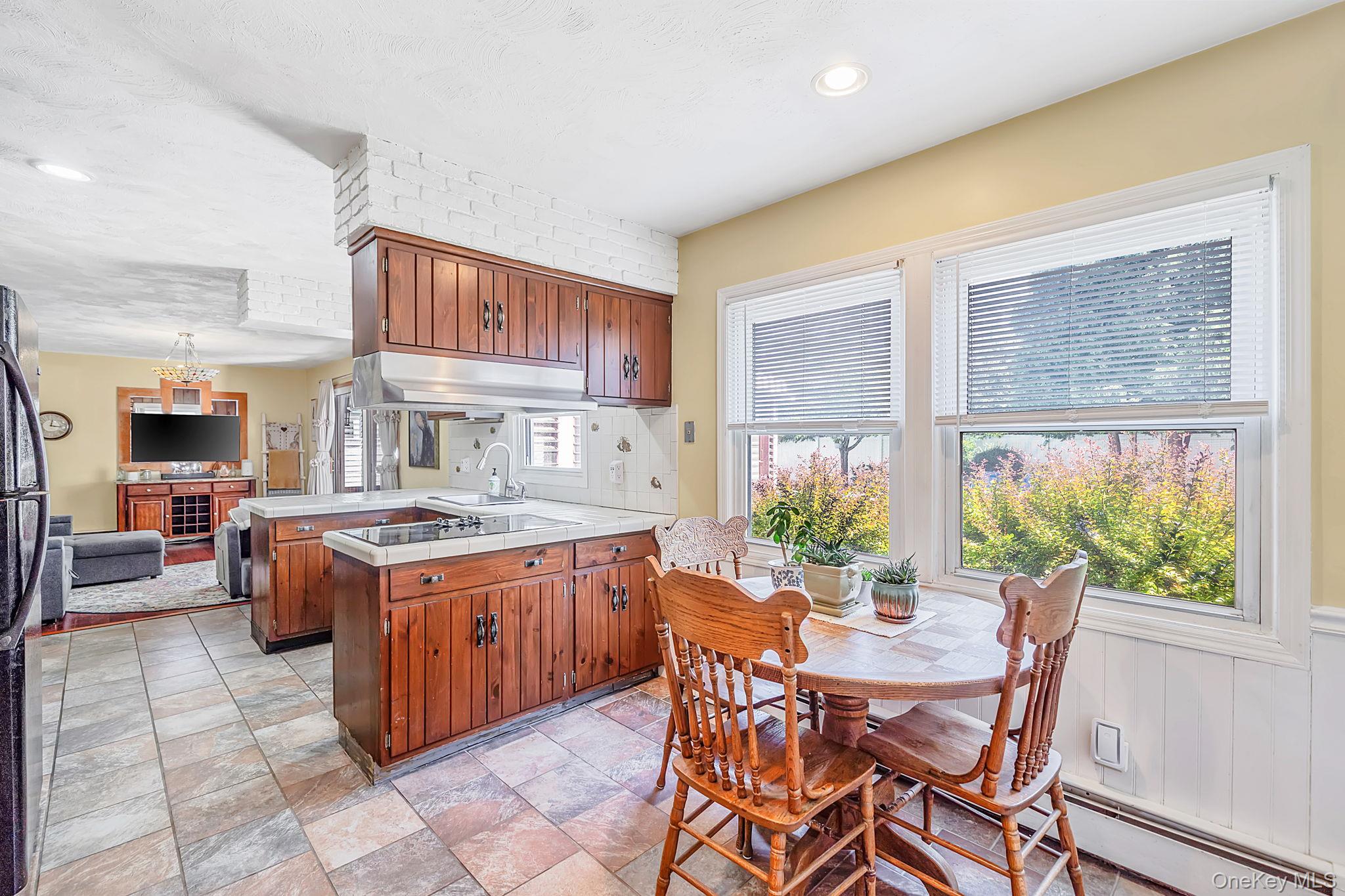 67 Lakeside Avenue – For Sale photo 11