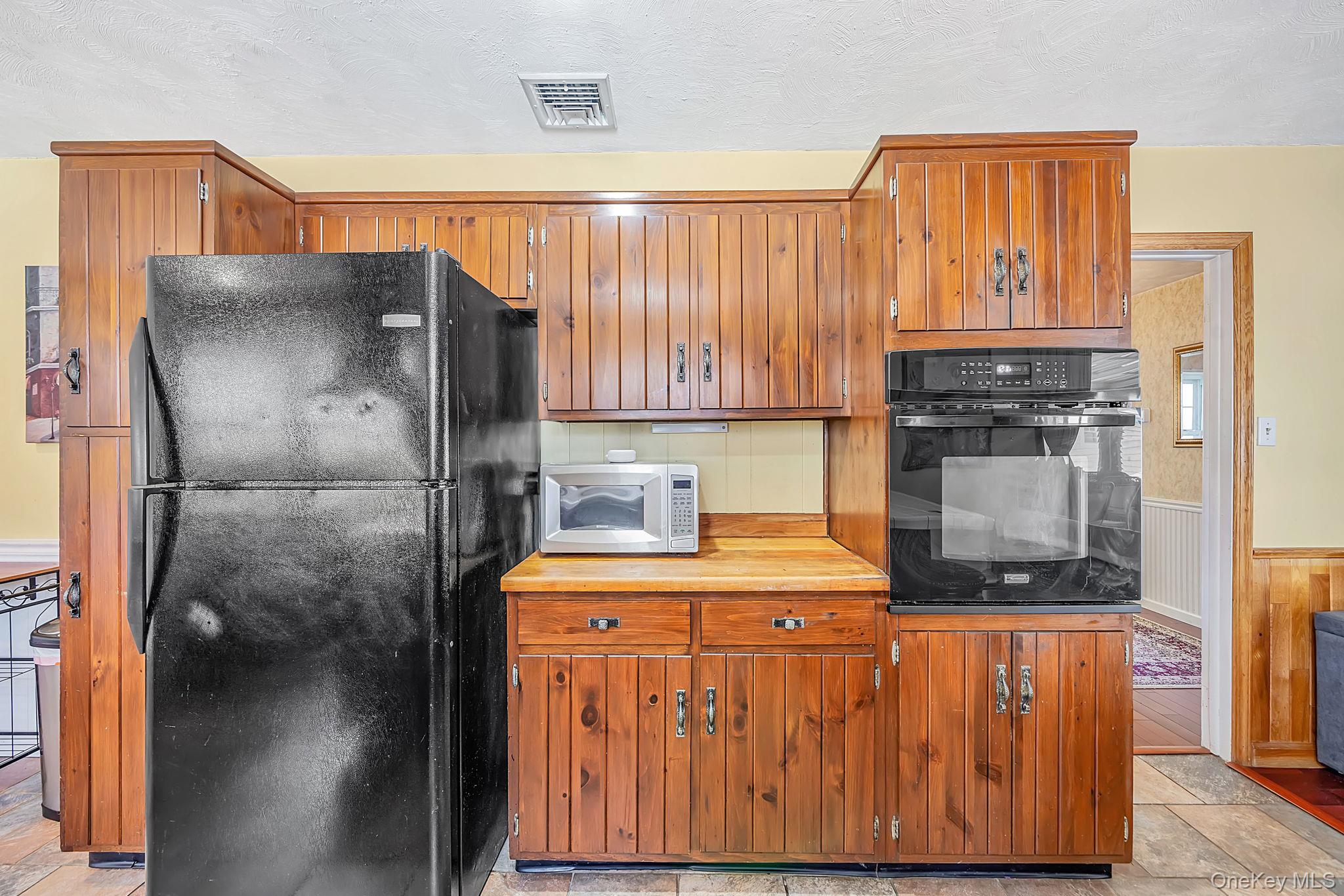 67 Lakeside Avenue – For Sale photo 10