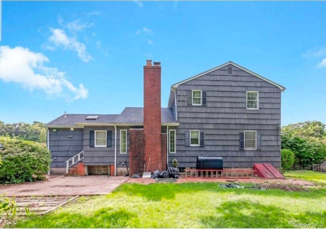 9 Half Moon Pond Road – For Sale photo 2