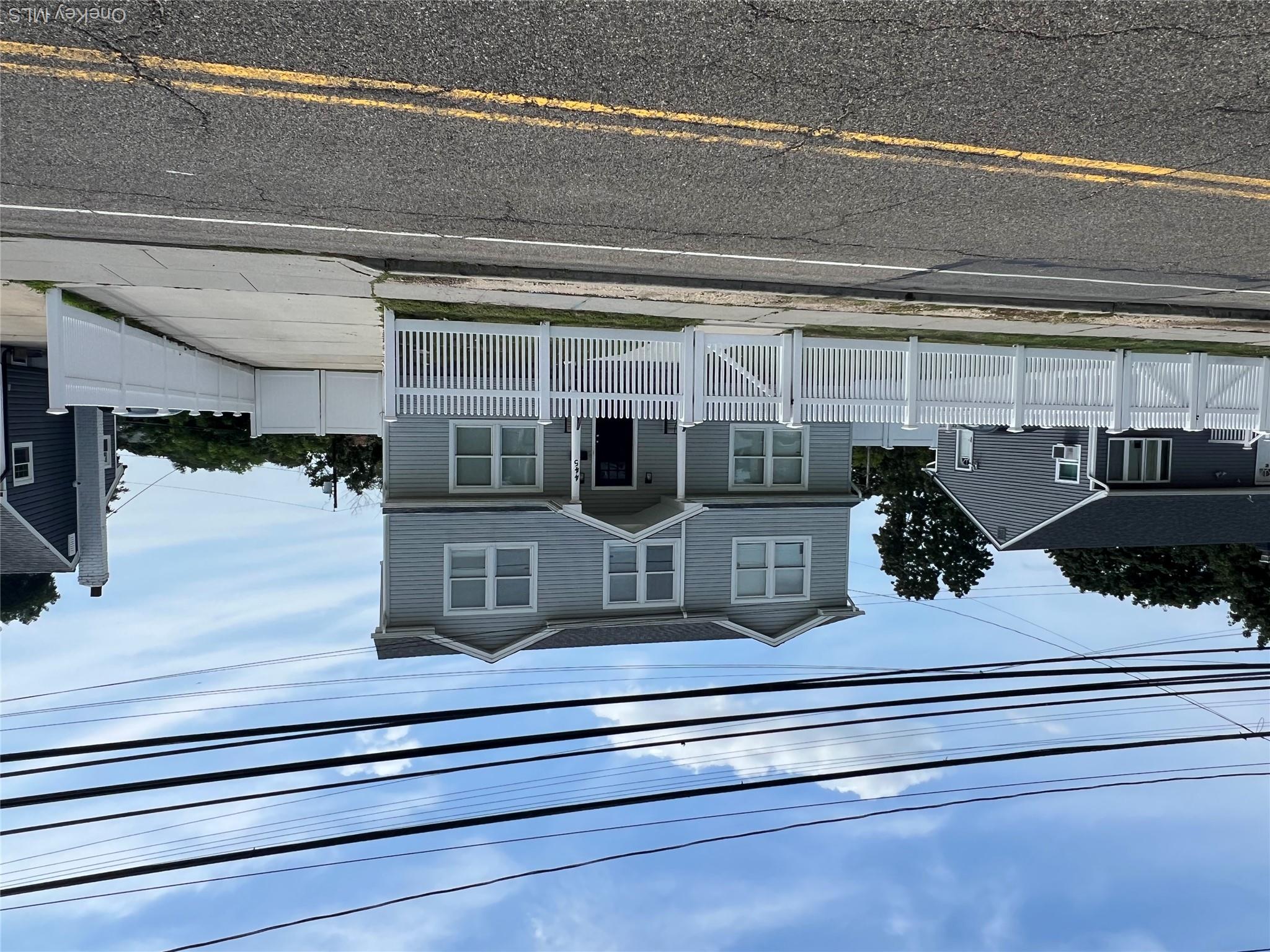 445 Albany Avenue – For Sale