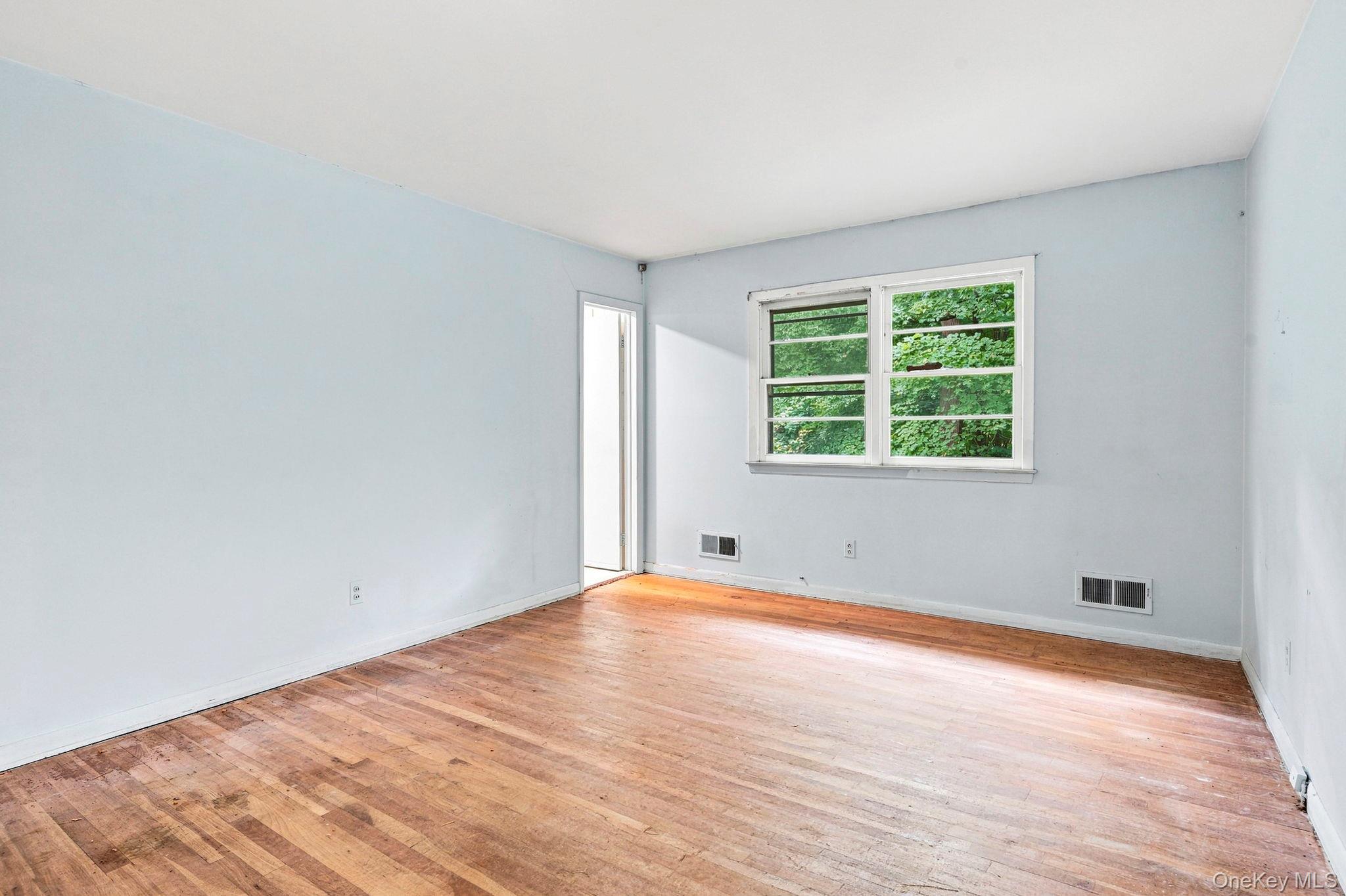 7 Overhill Road – For Sale photo 18