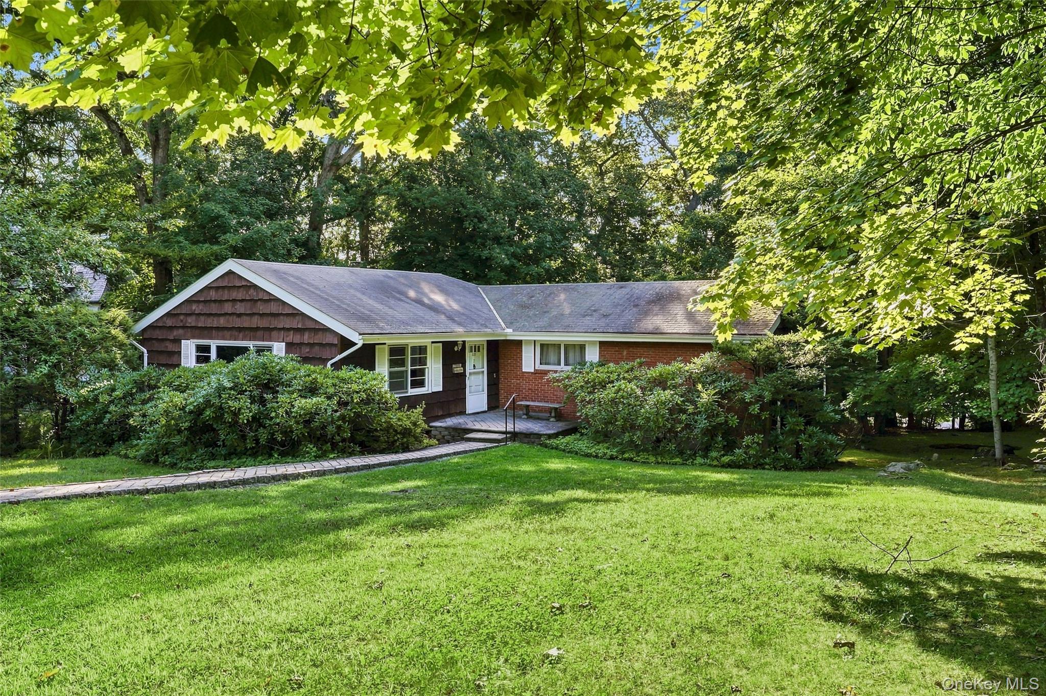 7 Overhill Road – For Sale