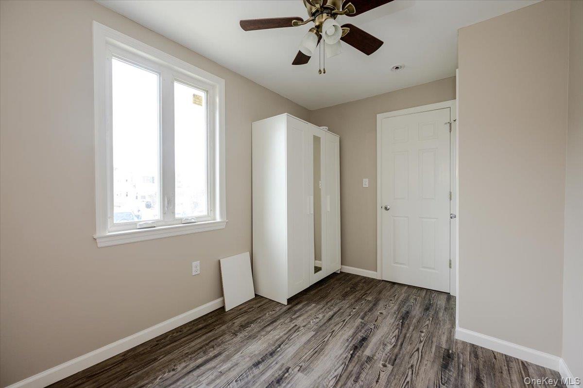 450 E Broadway – For Sale photo 10