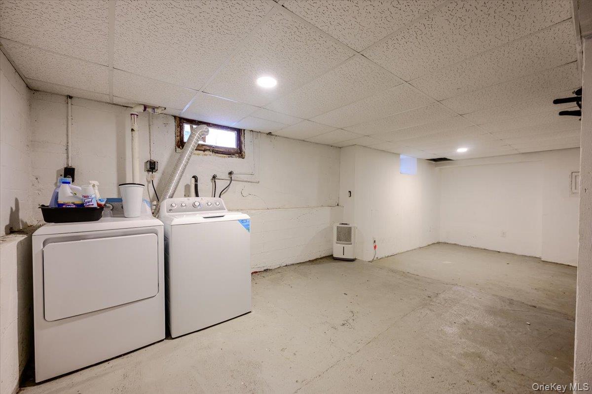 450 E Broadway – For Sale photo 18