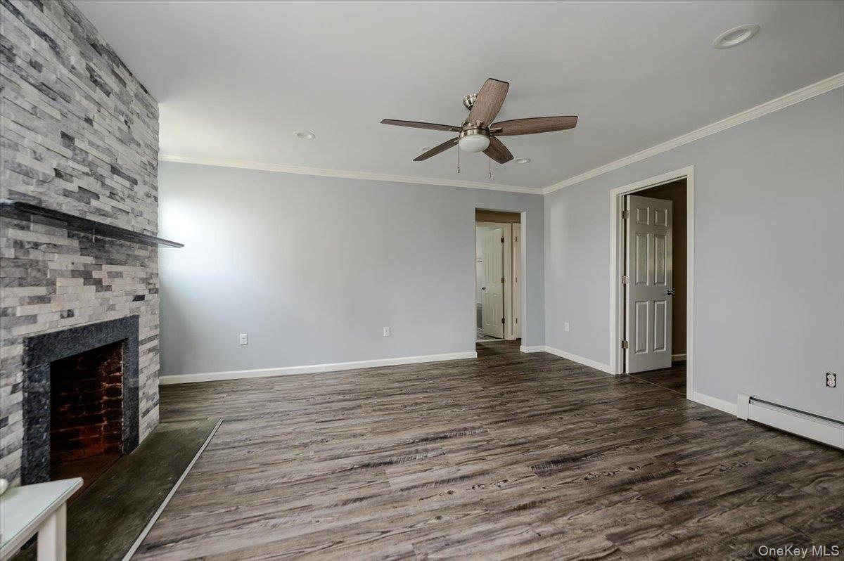 450 E Broadway – For Sale photo 4