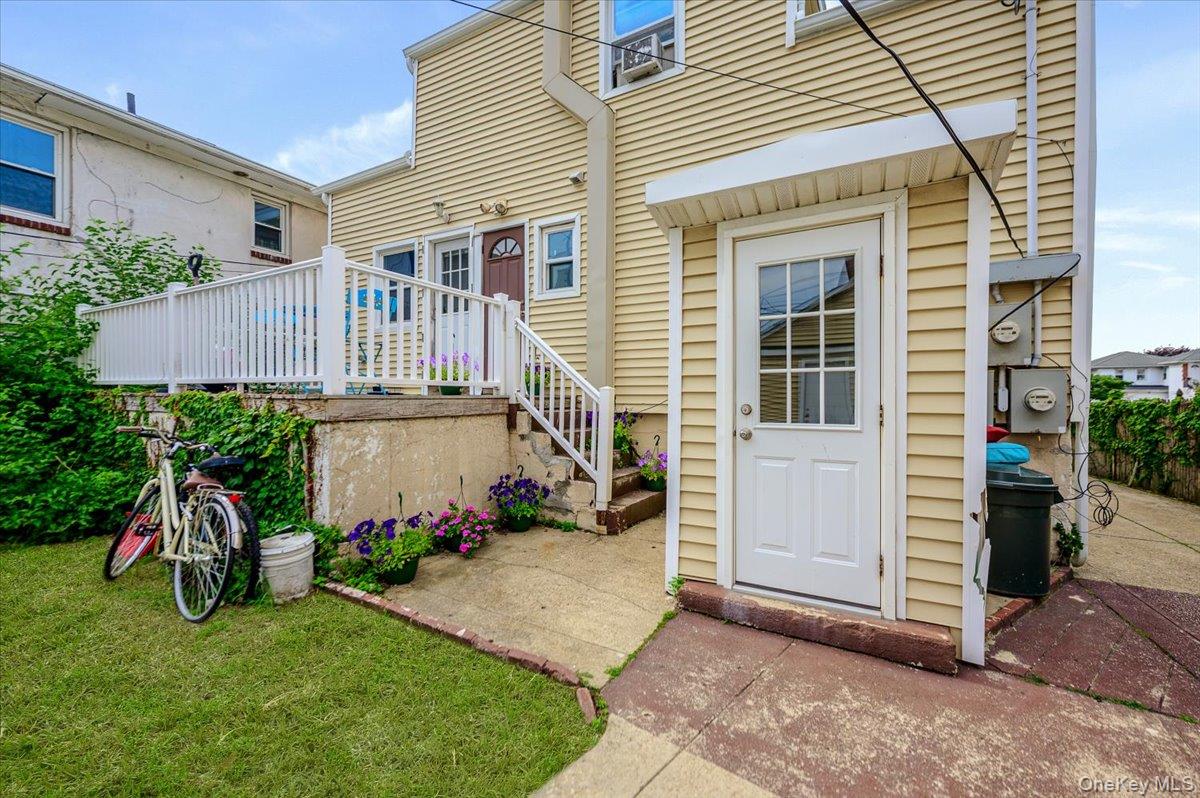 450 E Broadway – For Sale photo 13