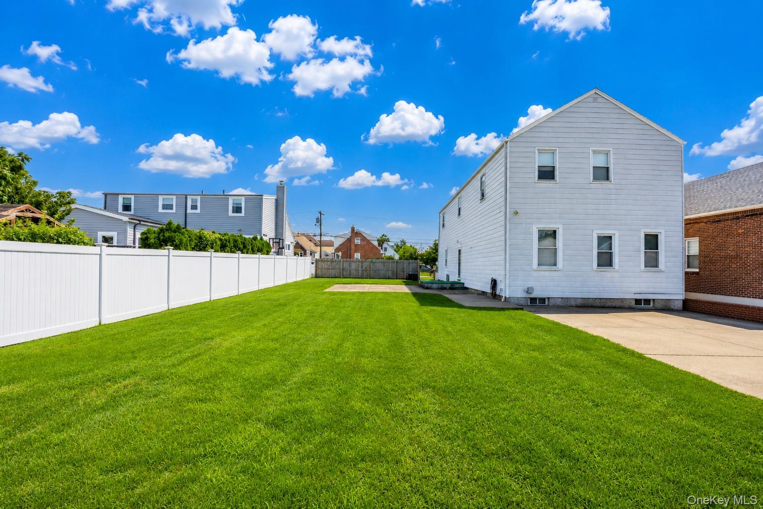 1024 First Avenue – For Sale photo 45