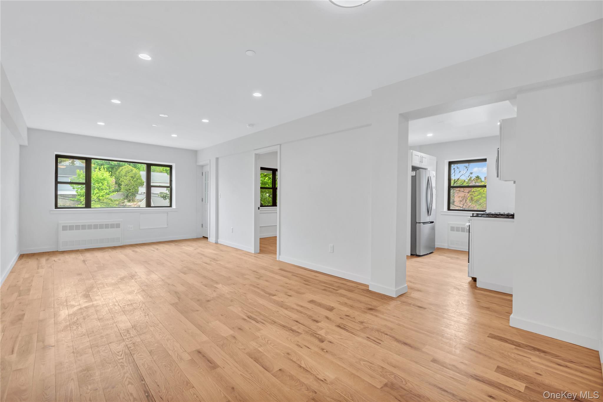 671 Bronx River Road, Unit 4P photo 5