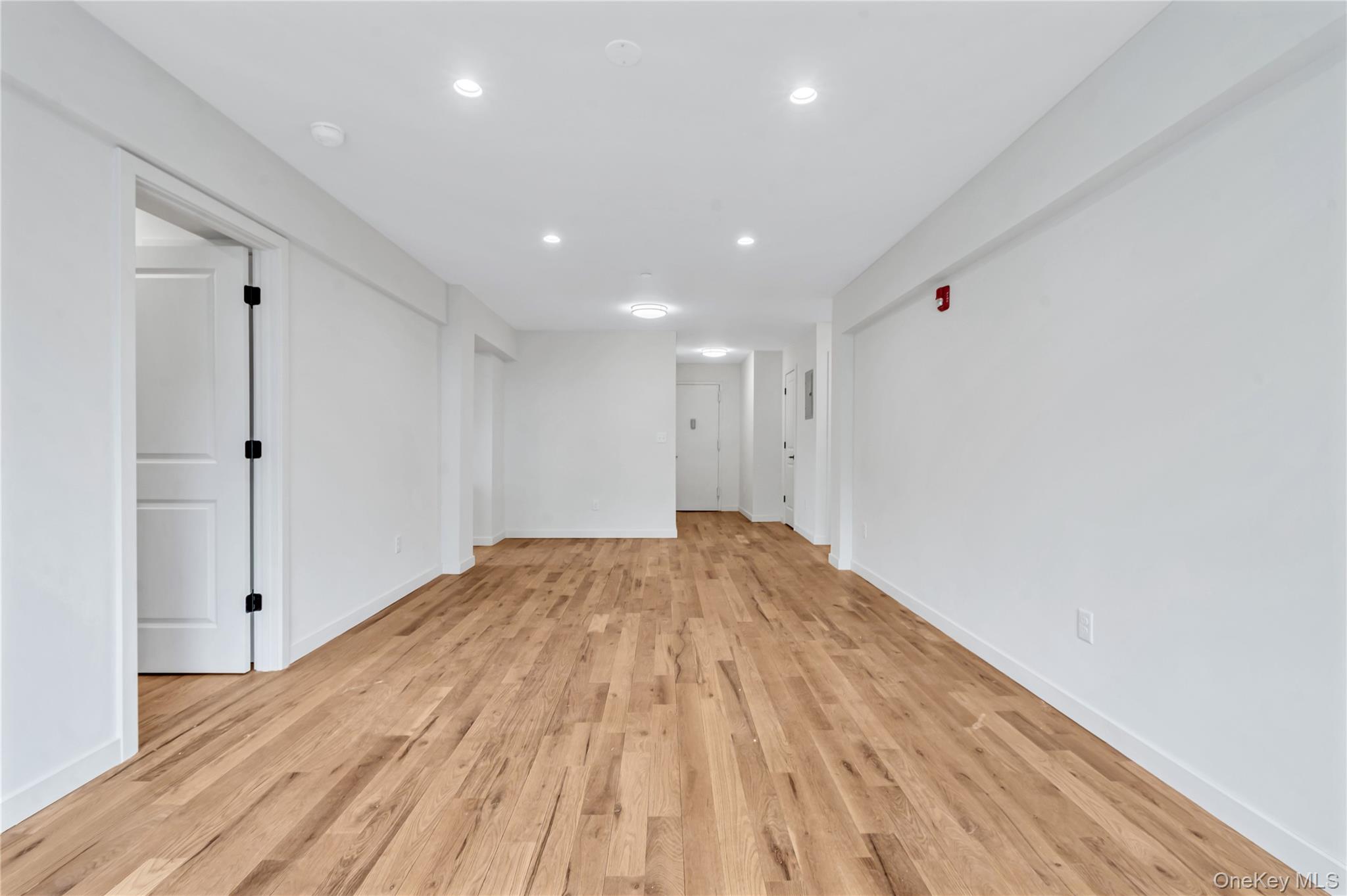 671 Bronx River Road, Unit 4P photo 13