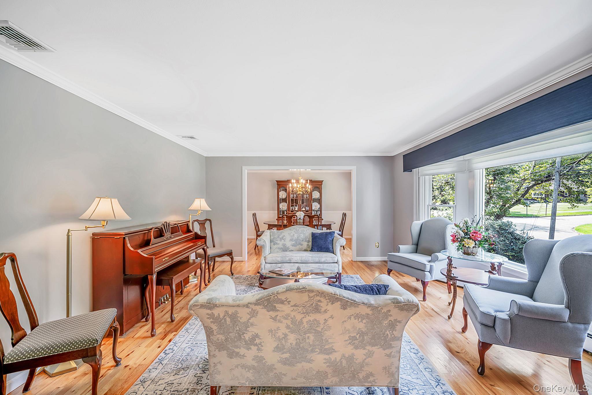 45 Hillcrest Avenue – For Sale photo 4