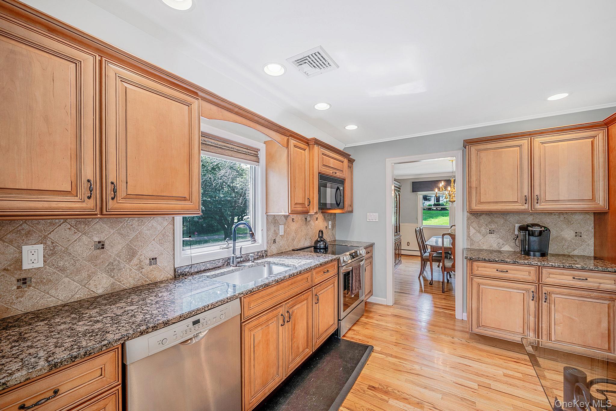 45 Hillcrest Avenue – For Sale photo 8