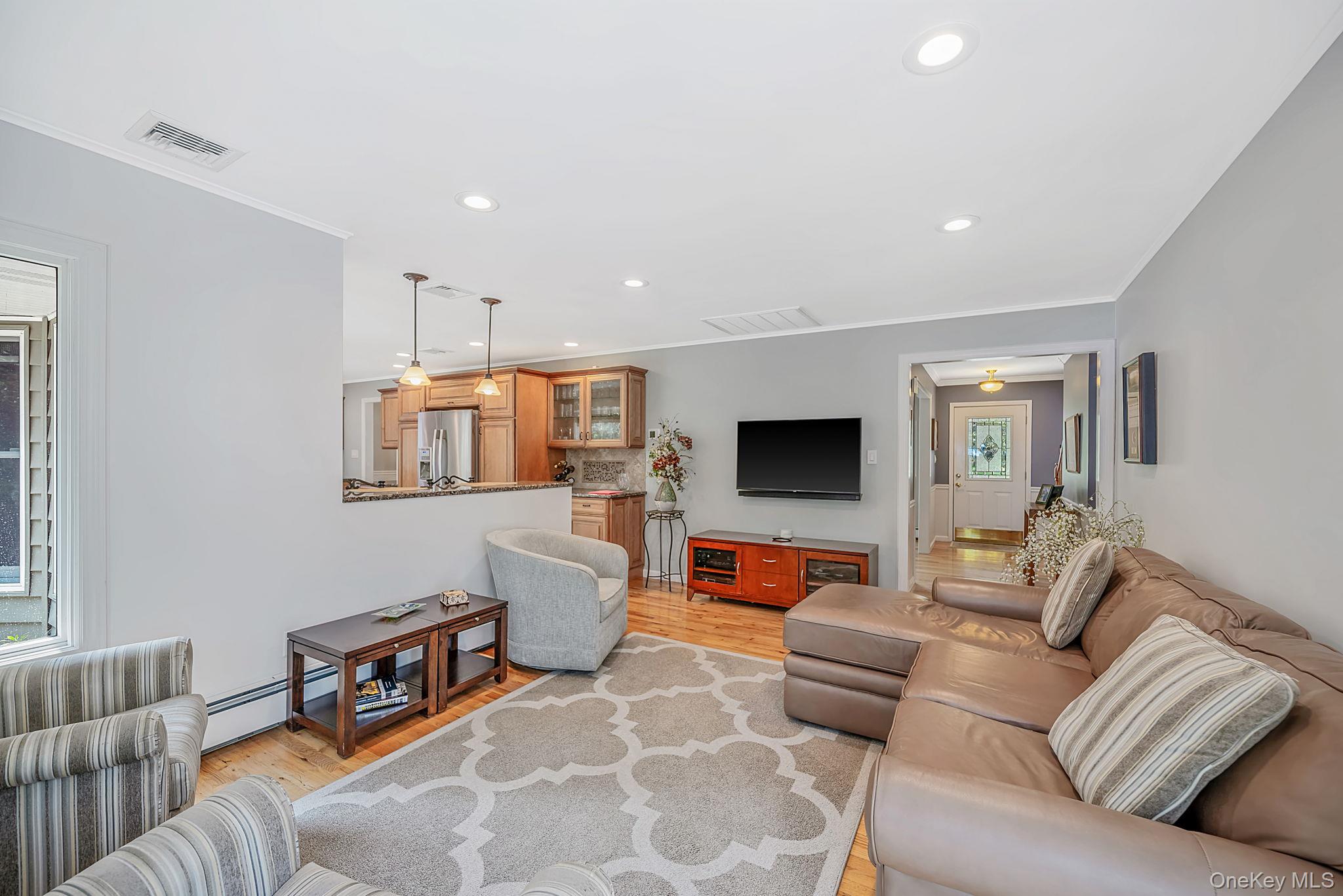45 Hillcrest Avenue – For Sale photo 12