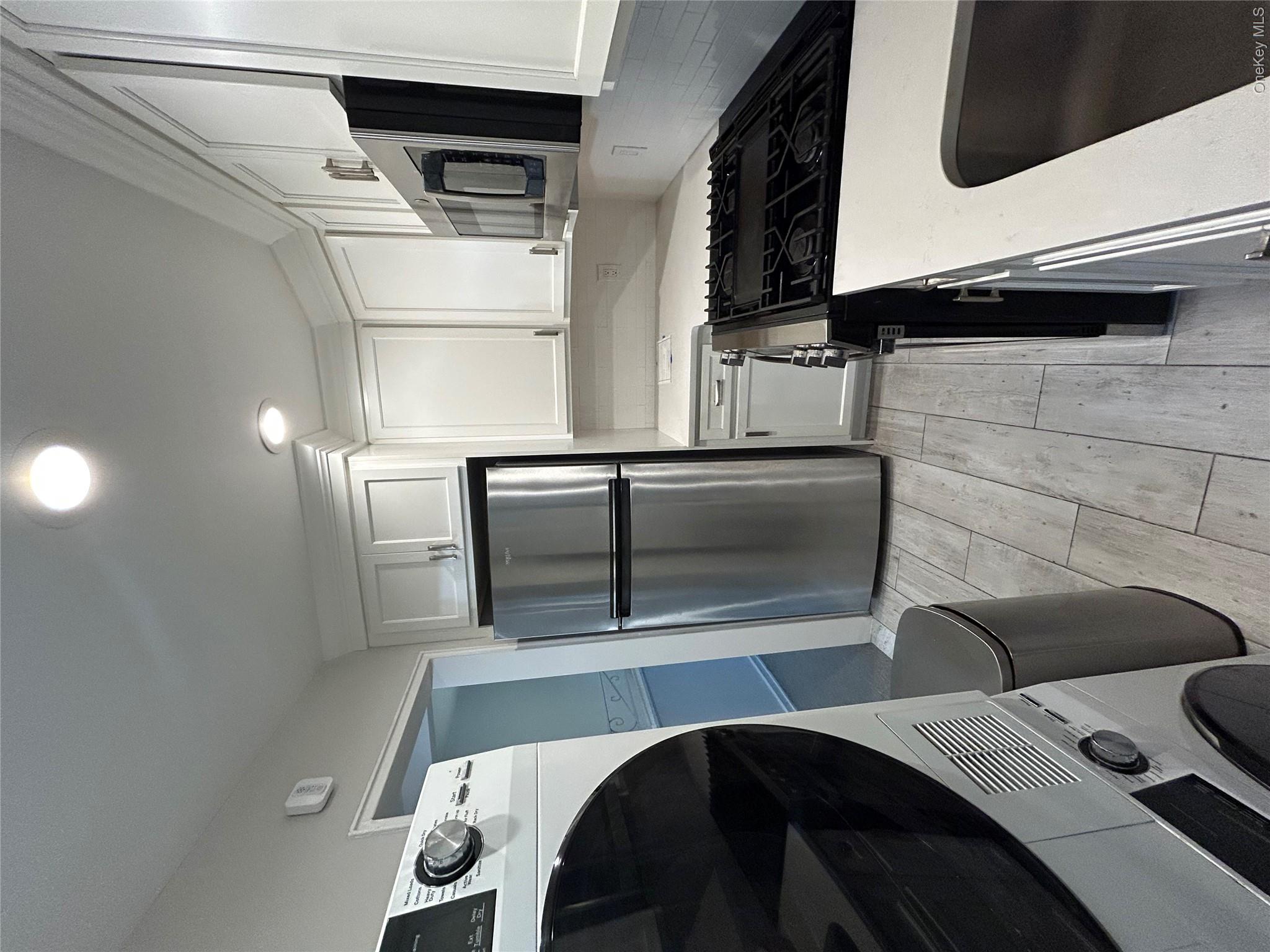 220-21 Hillside Avenue, Unit Upper photo 6