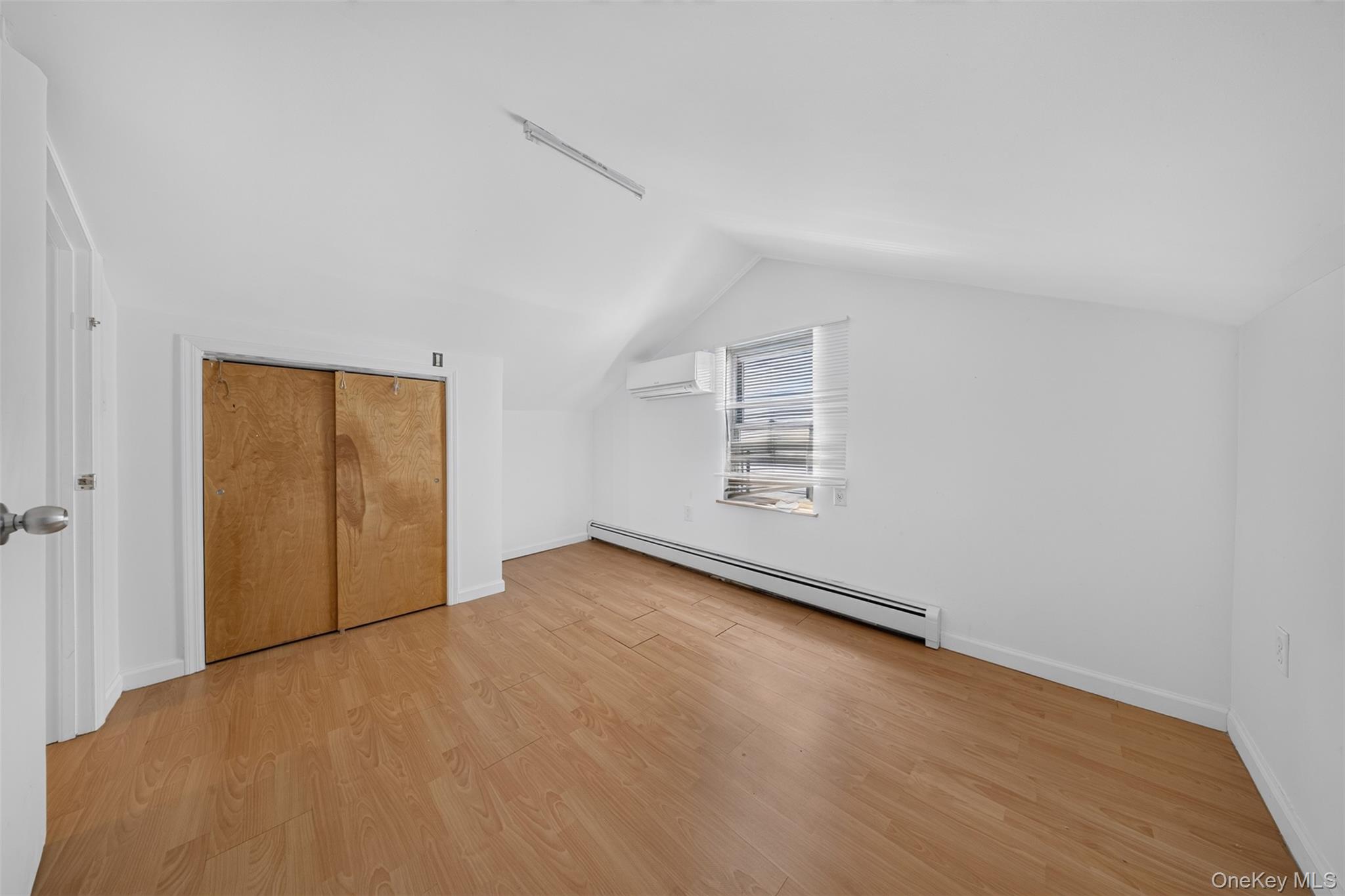 54-23 153 Street – For Sale photo 25