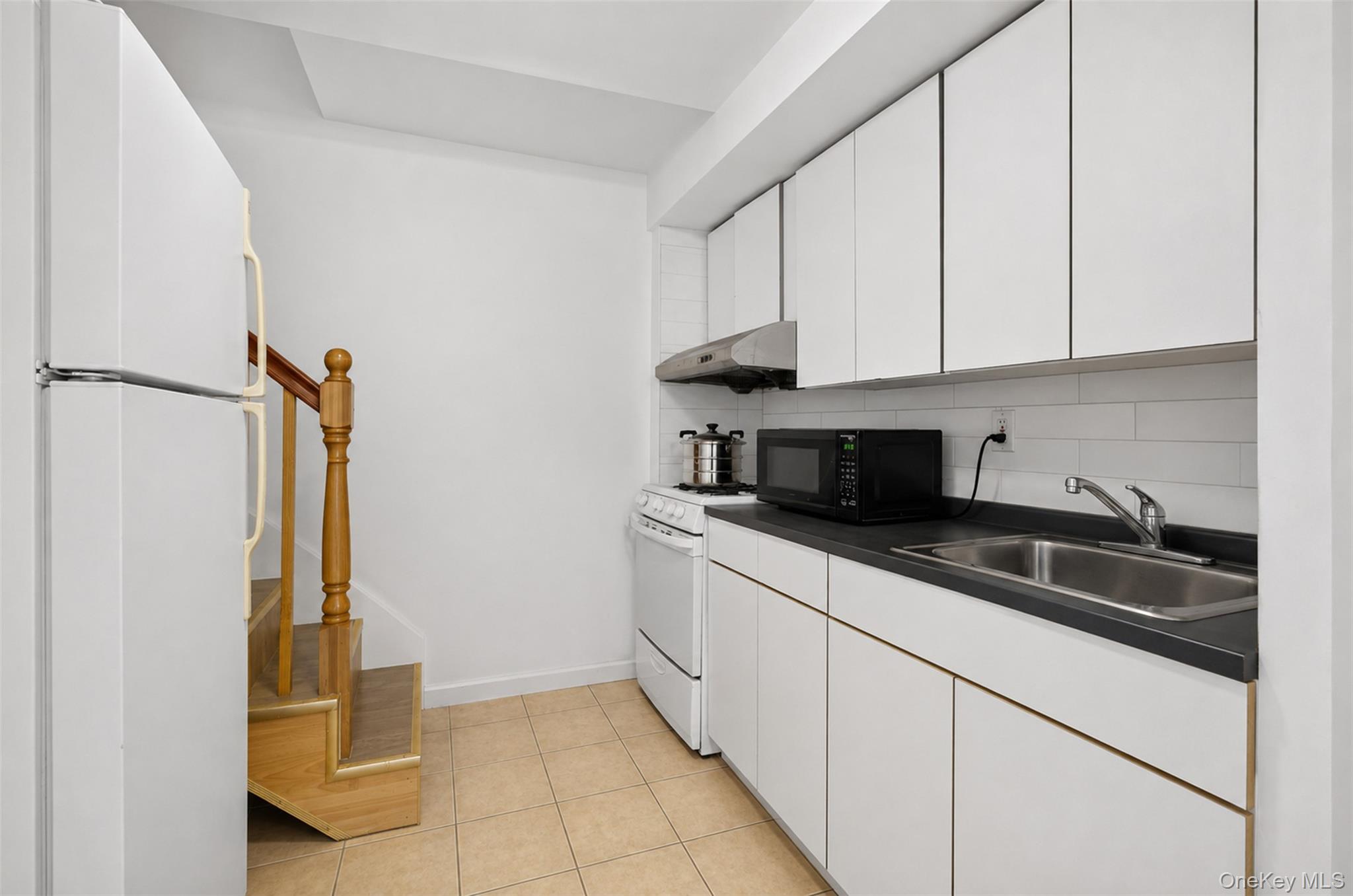 54-23 153 Street – For Sale photo 26