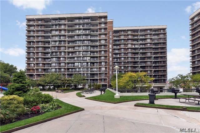 150-38 Union Turnpike, Unit 4 L photo 3