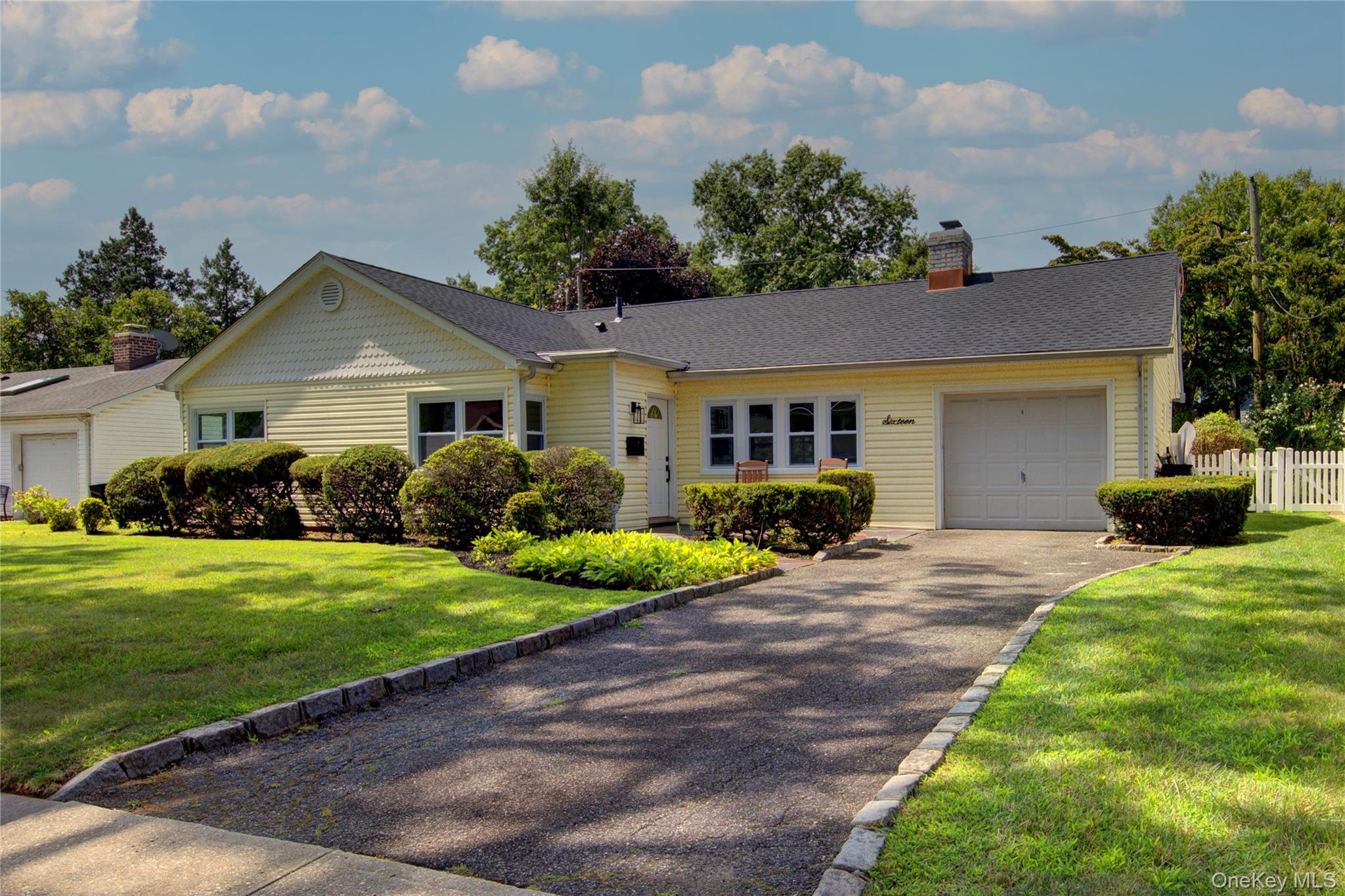 16 Linden Street – For Sale
