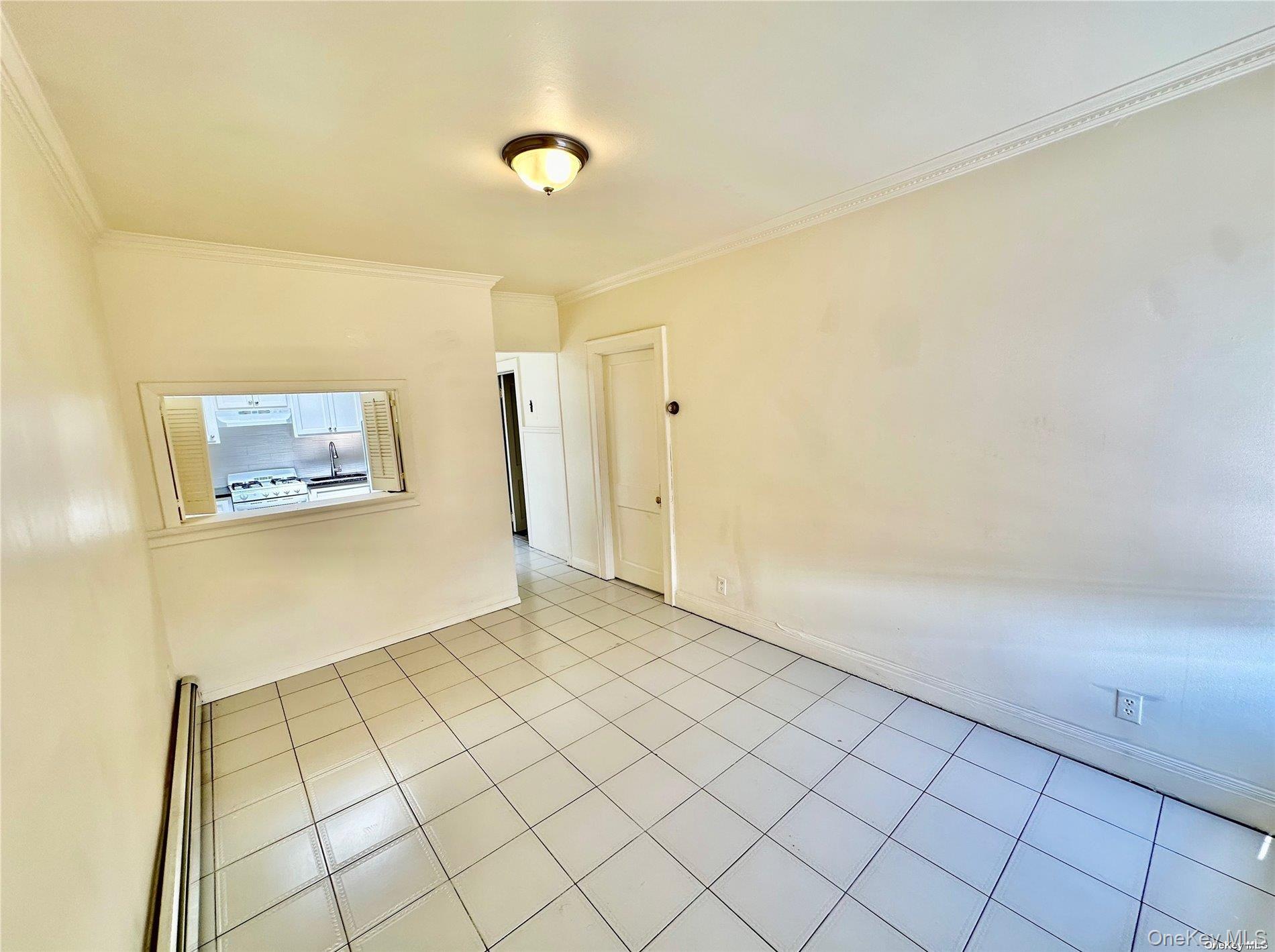 918 Hempstead Street, Unit 4 photo 6