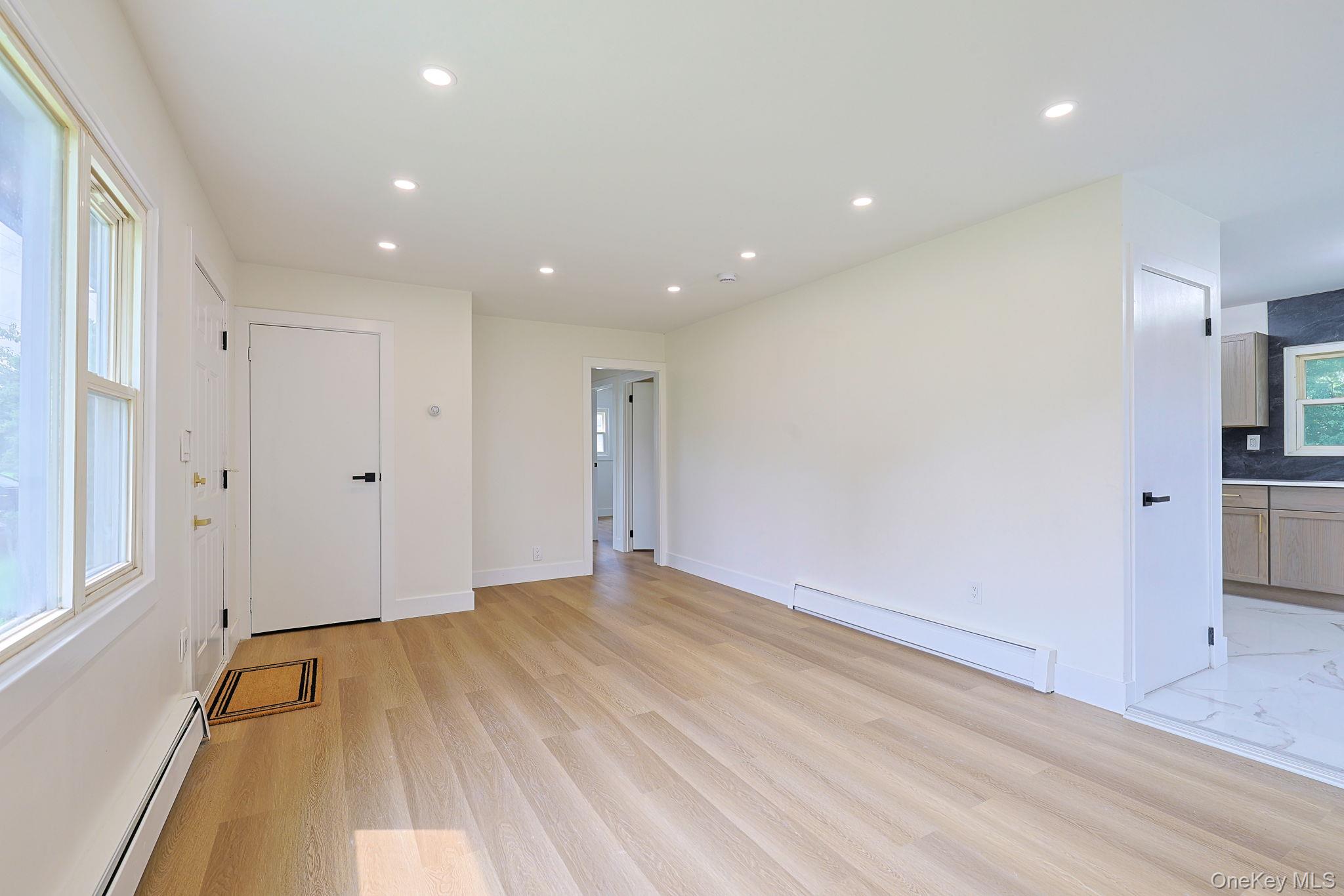 15 Fleetwood Drive – For Sale photo 4