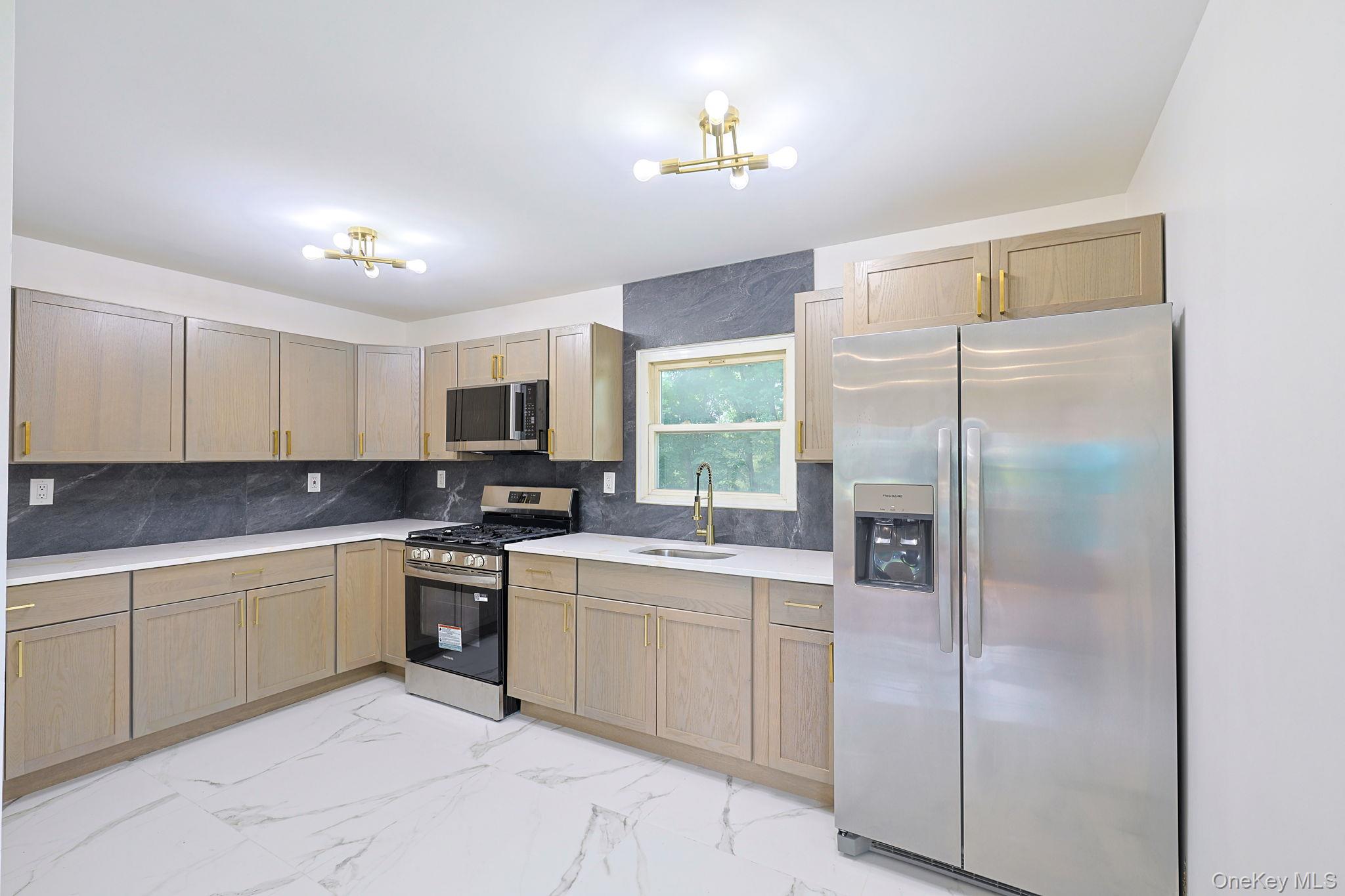 15 Fleetwood Drive – For Sale photo 7