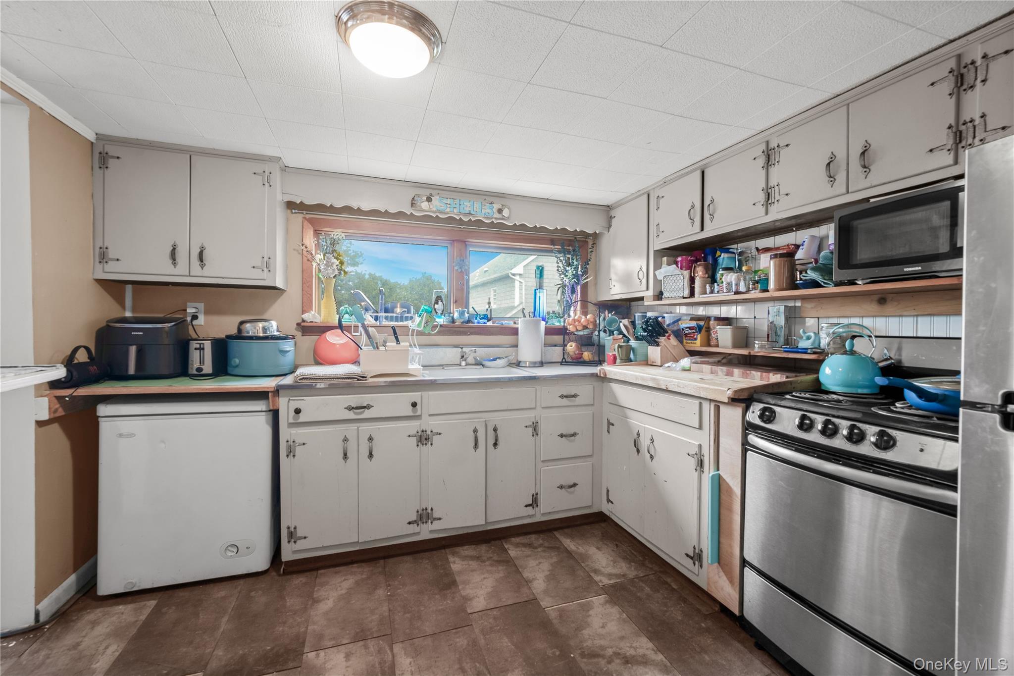 280 S Bayview Avenue – For Sale photo 26