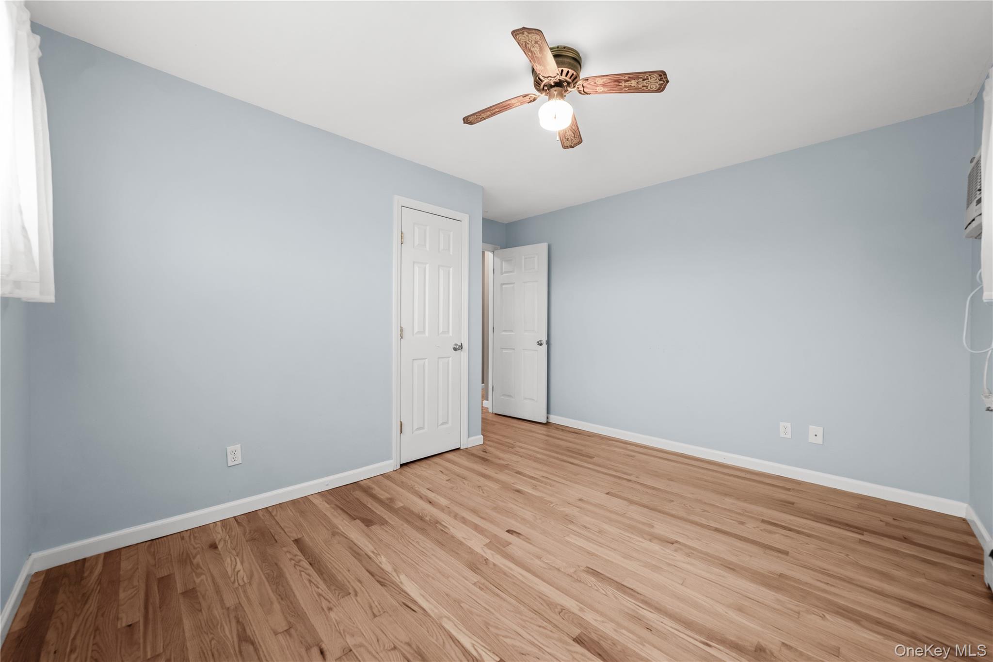 280 S Bayview Avenue – For Sale photo 18