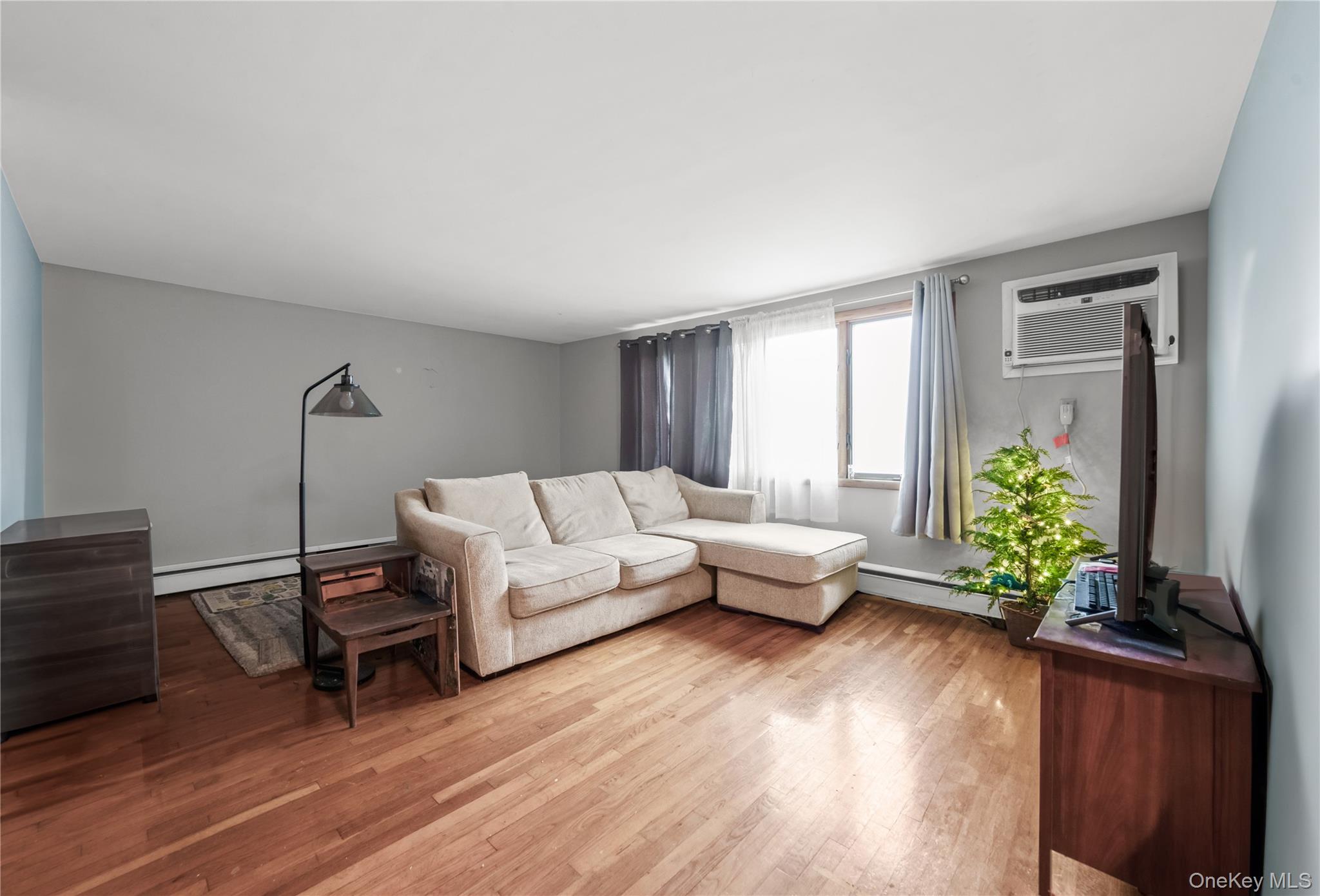 280 S Bayview Avenue – For Sale photo 21