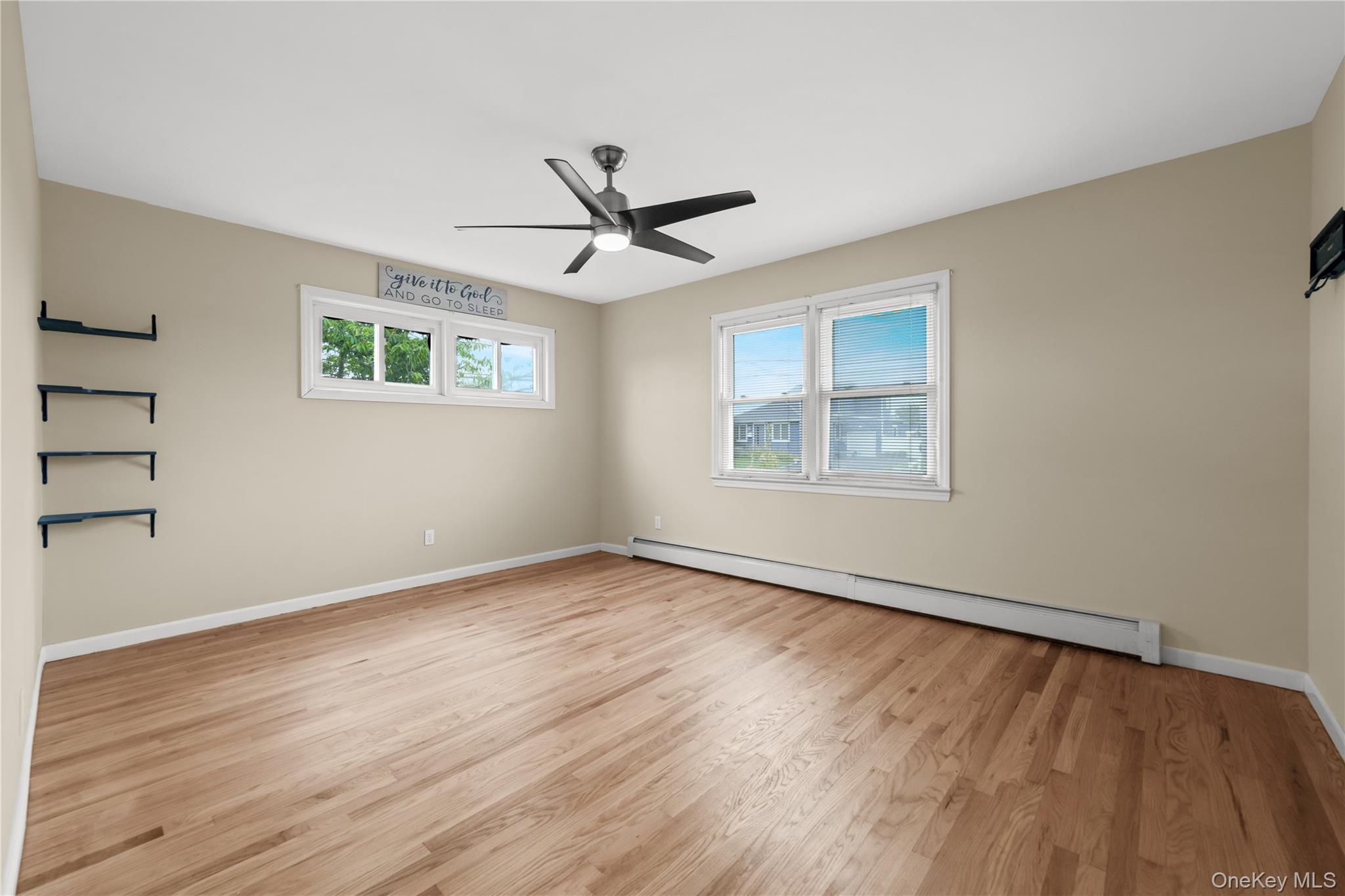 280 S Bayview Avenue – For Sale photo 15