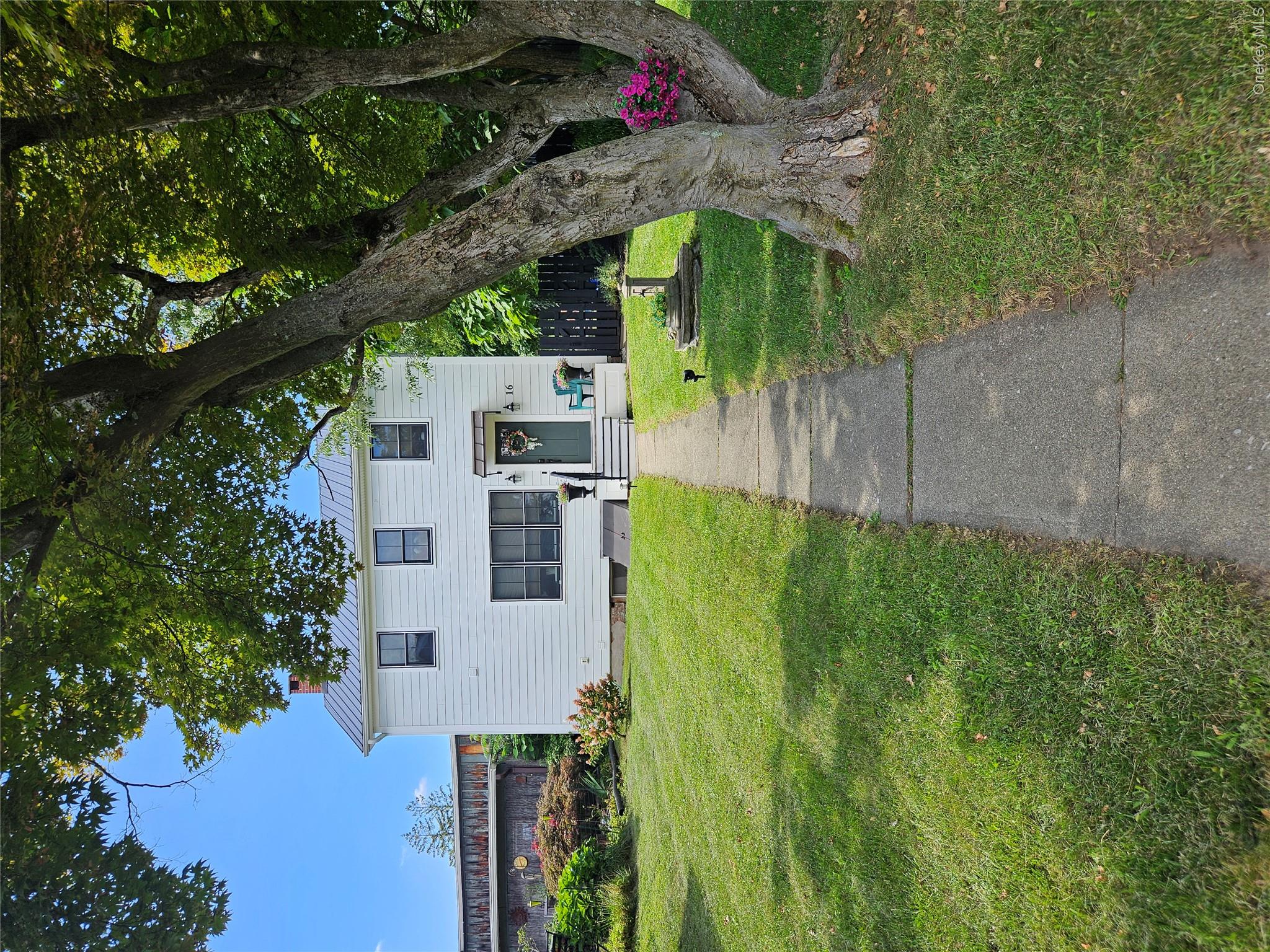 16 N Washington Street – For Sale