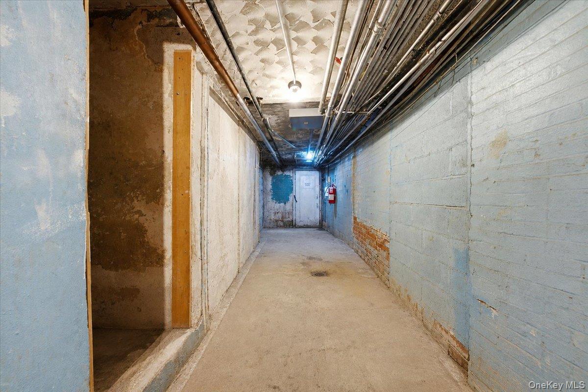 536 E 138th Street, Unit 8 photo 41