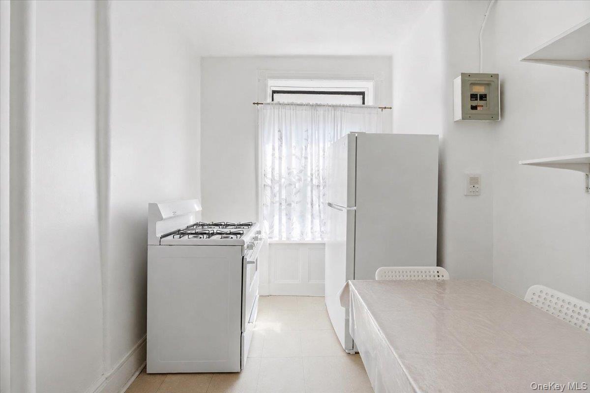 536 E 138th Street, Unit 8 photo 20