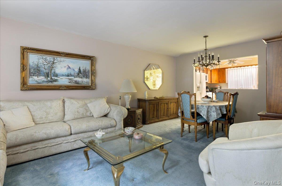 1030 Franklin Avenue, Unit 25 photo 9