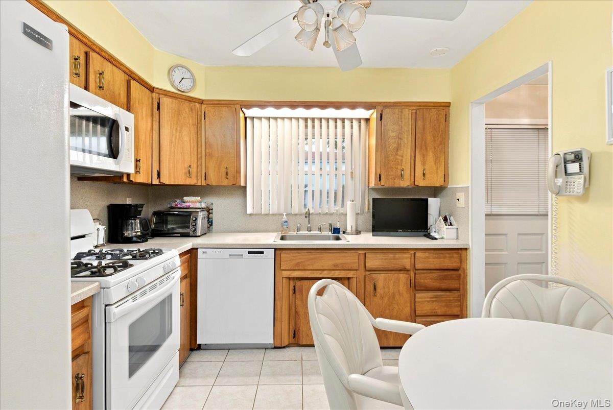 1030 Franklin Avenue, Unit 25 photo 6