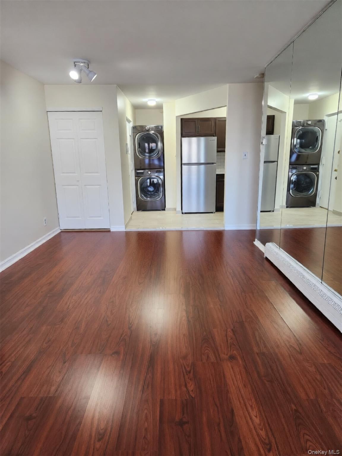 9711 N Conduit Avenue, Unit 2C photo 4