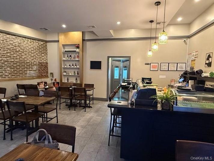 242-03 Northern Boulevard – For Sale