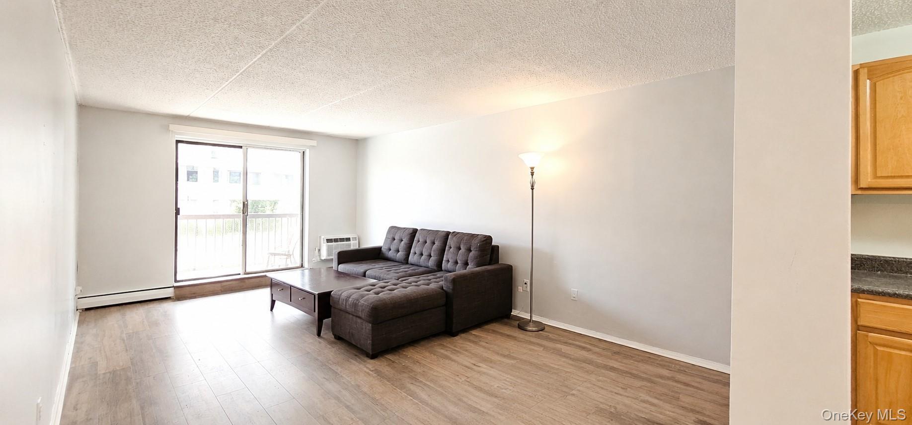 687 Bronx River Road, Unit 1J photo 10