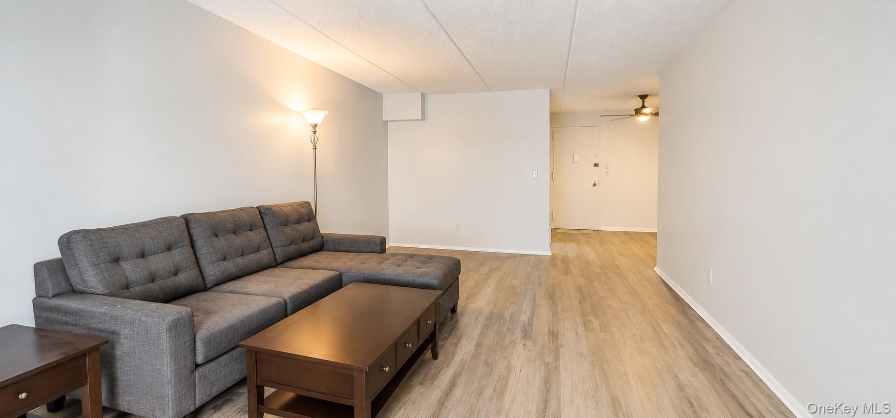 687 Bronx River Road, Unit 1J photo 11