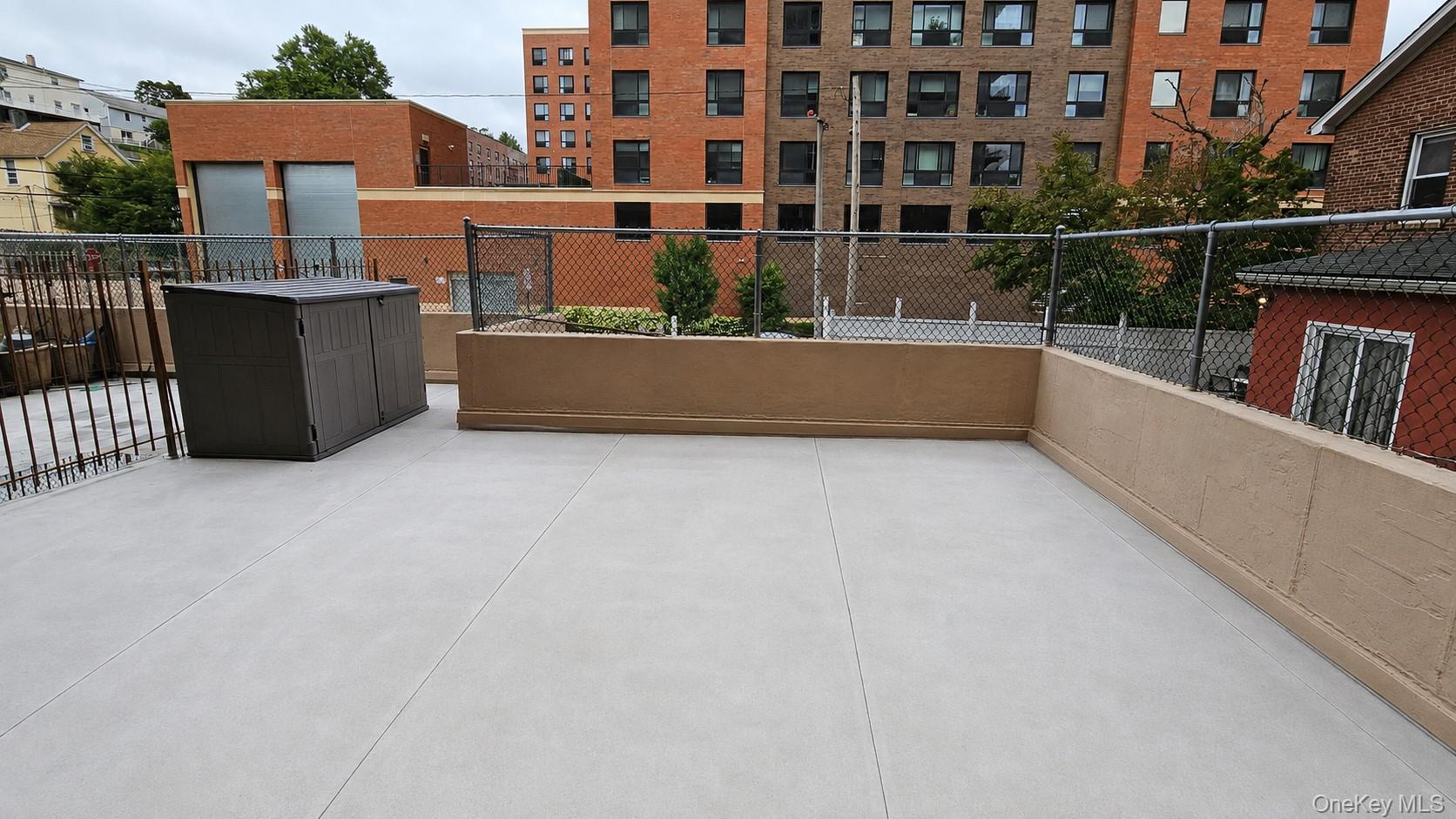 687 Bronx River Road, Unit 1J photo 26