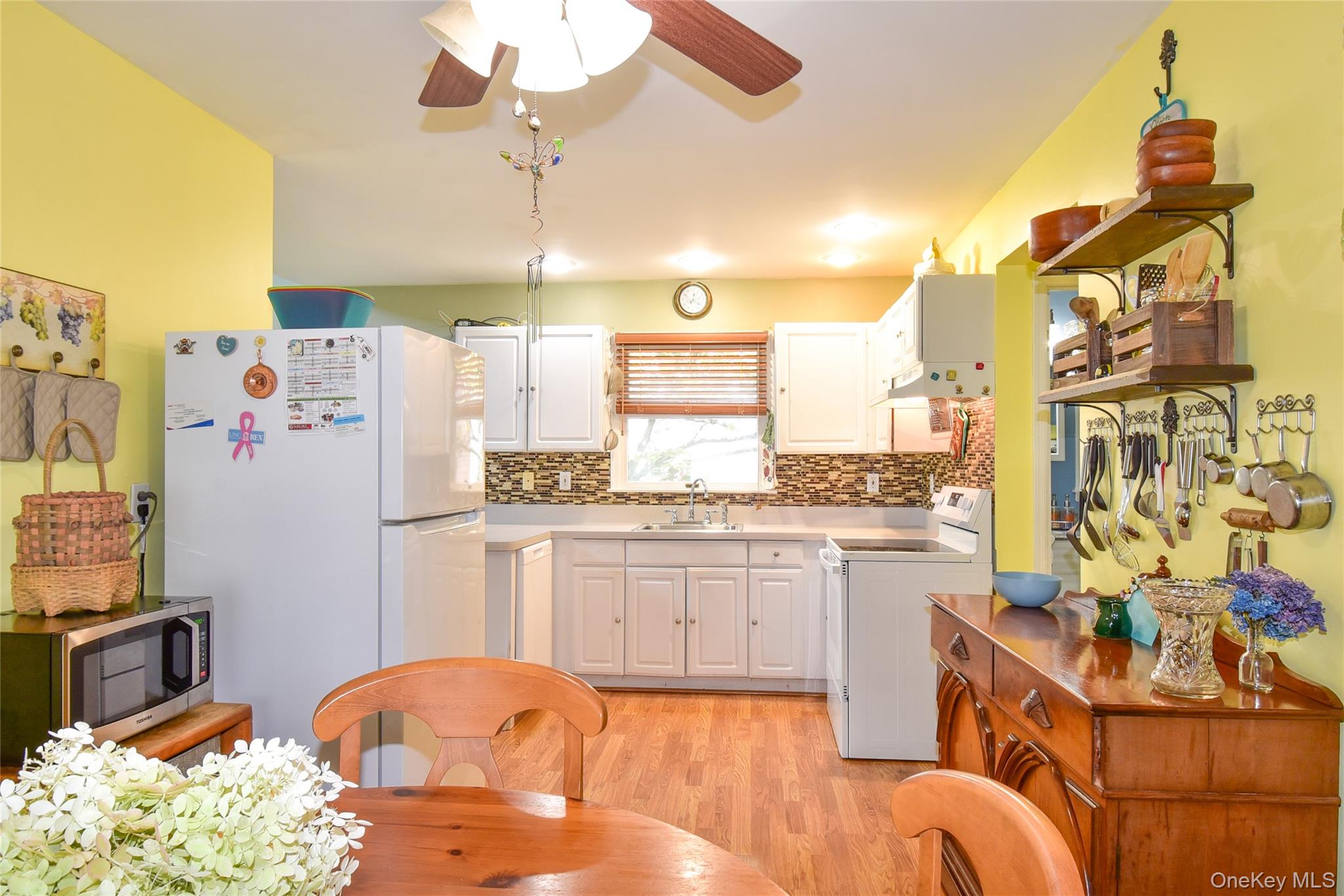 38 Montauk Road – For Sale photo 6
