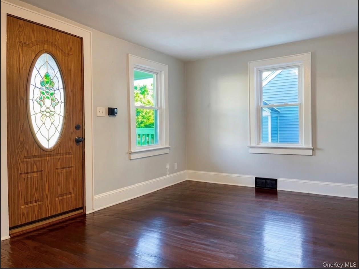 26 Gardner Avenue – For Sale photo 2