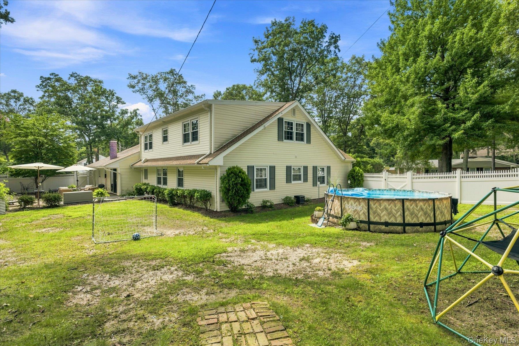 25 Seabrook Lane – For Sale photo 35