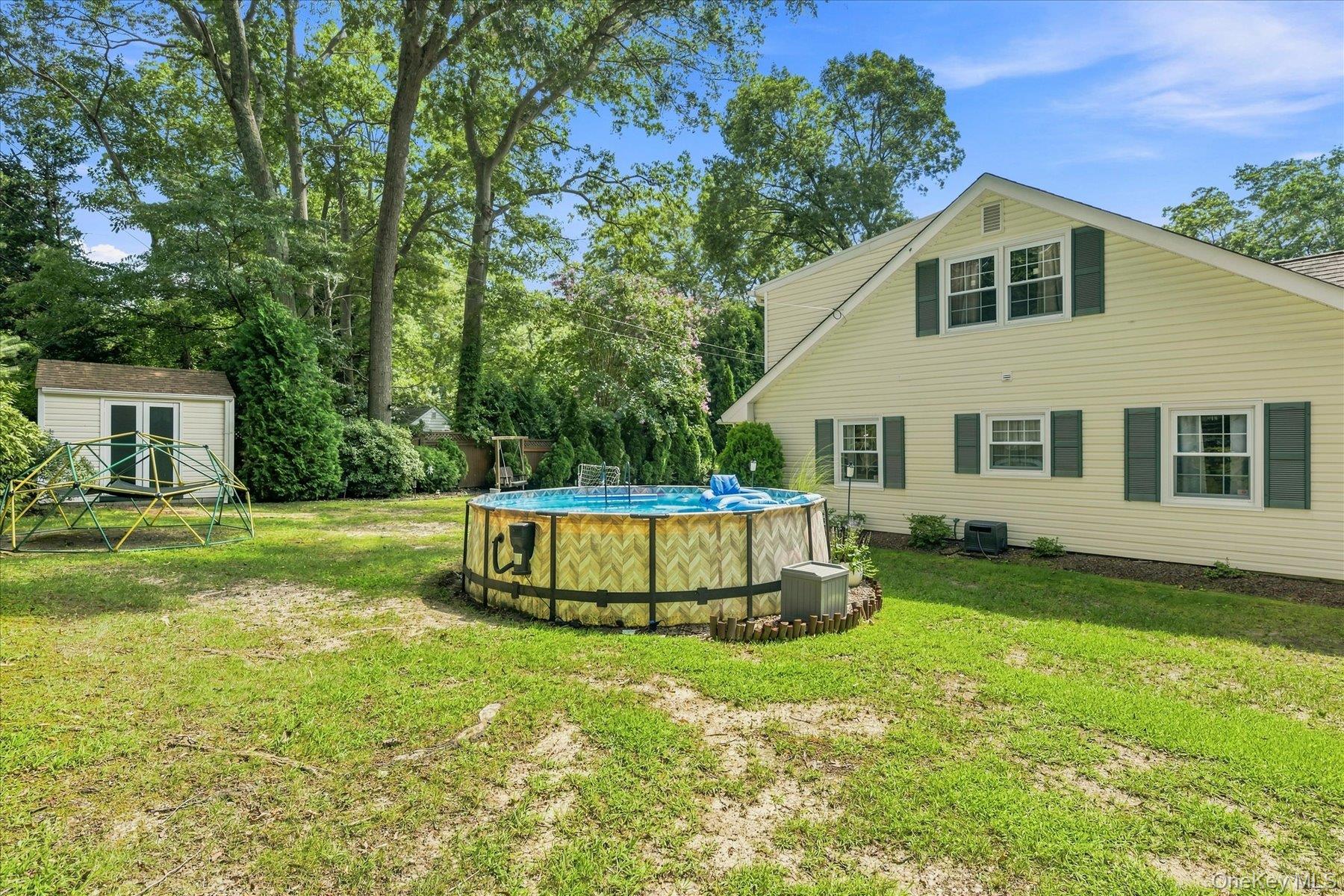 25 Seabrook Lane – For Sale photo 34