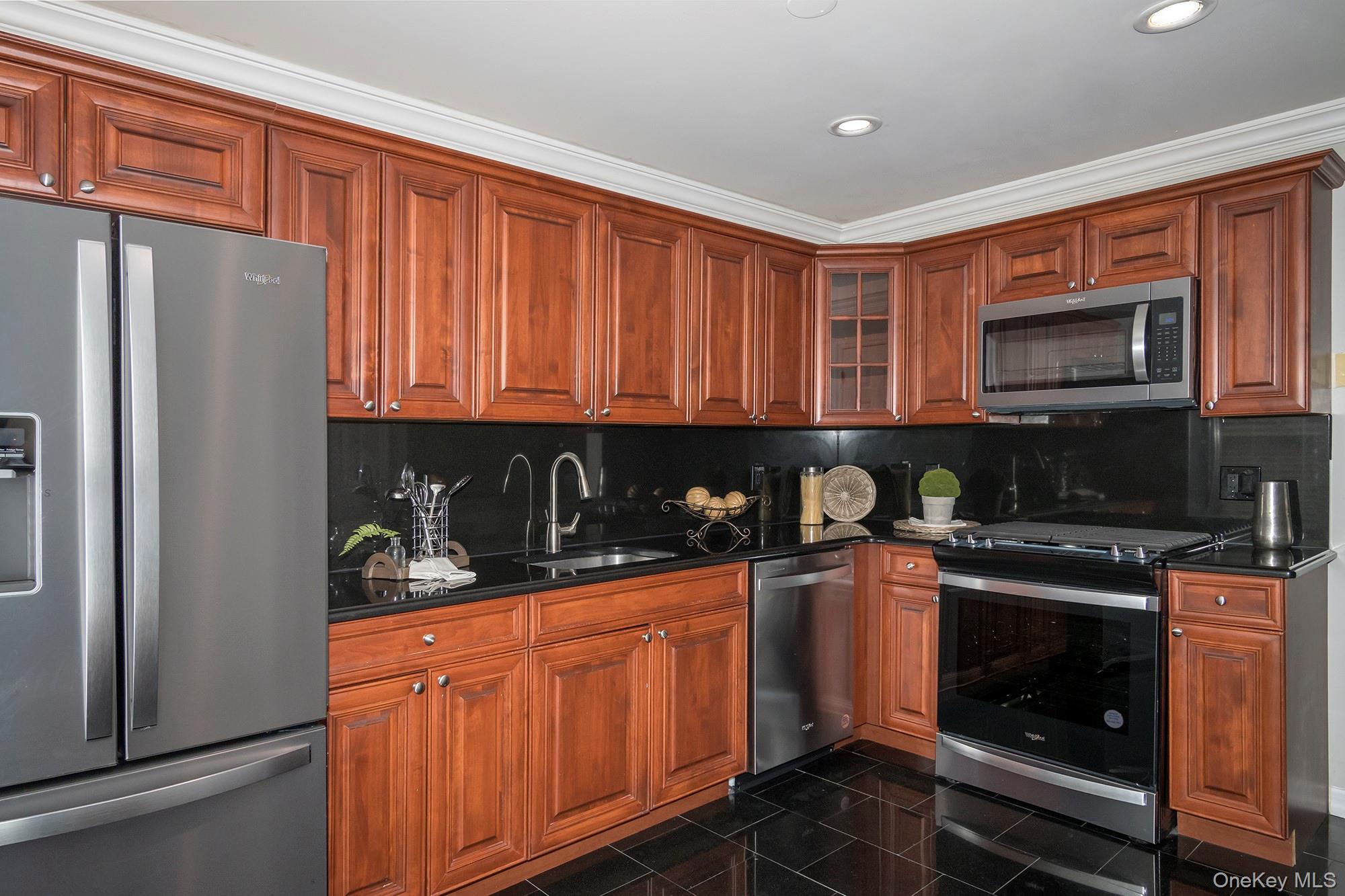 54 Pinnacle Drive, Unit 54 photo 2