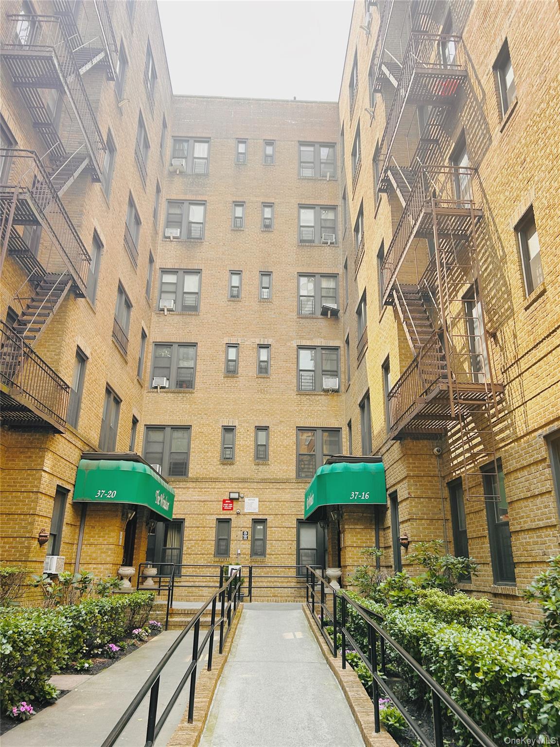 37-16 83rd Street, Unit 6G photo 2