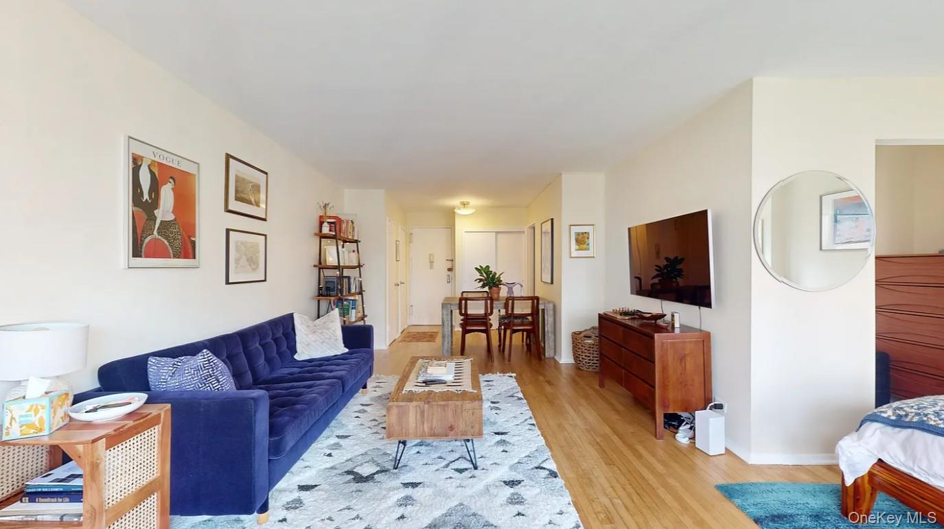 185 W End Avenue, Unit 15E photo 4