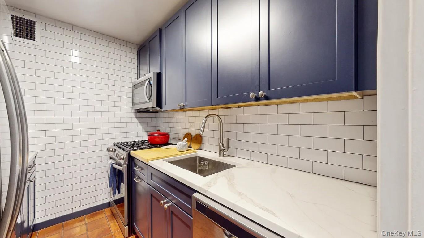 185 W End Avenue, Unit 15E photo 12