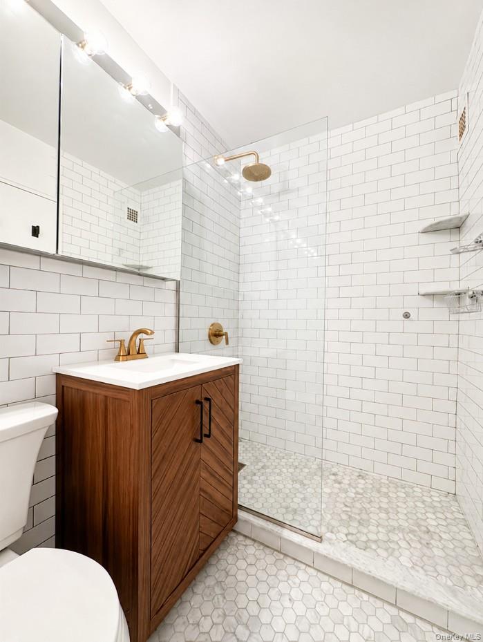 185 W End Avenue, Unit 15E photo 17