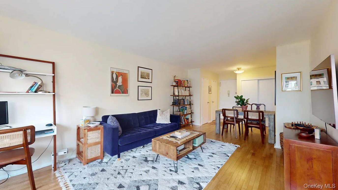 185 W End Avenue, Unit 15E photo 5