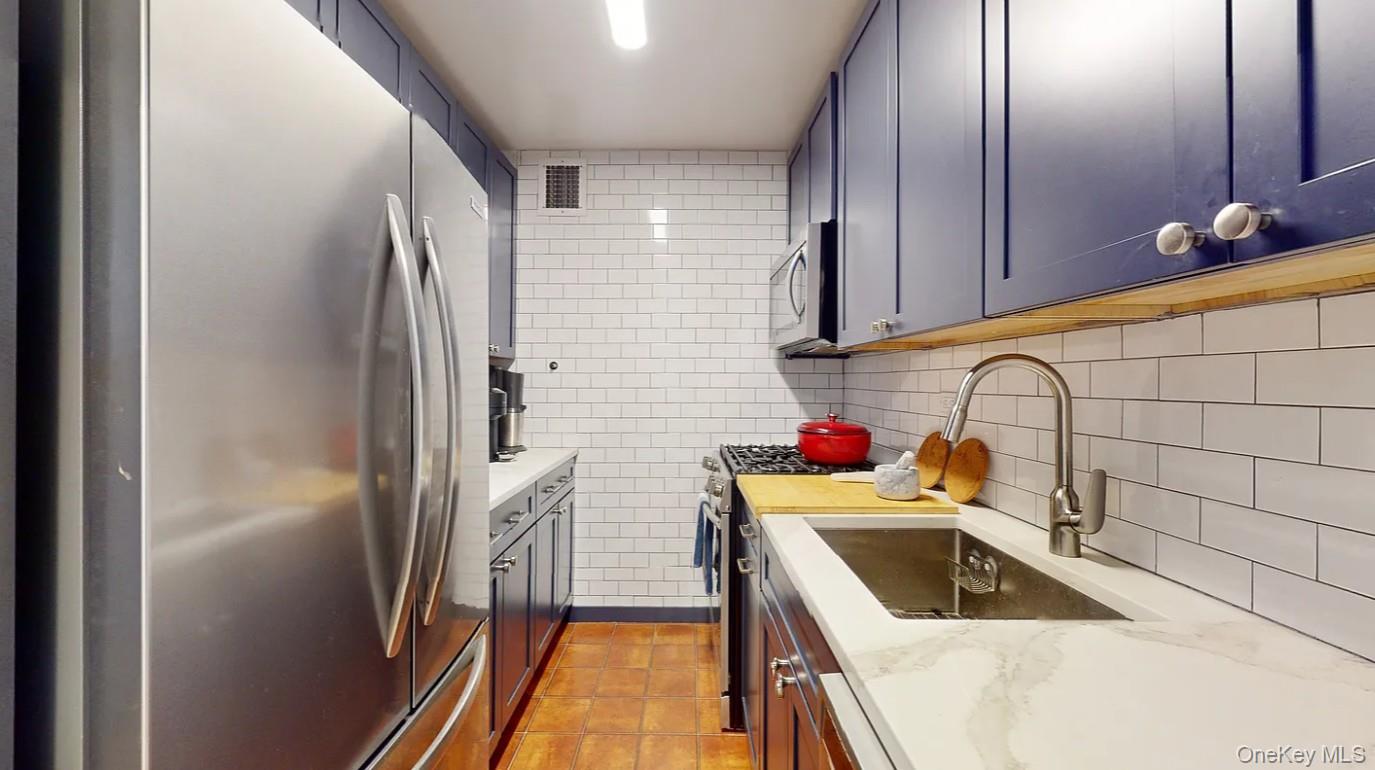185 W End Avenue, Unit 15E photo 9
