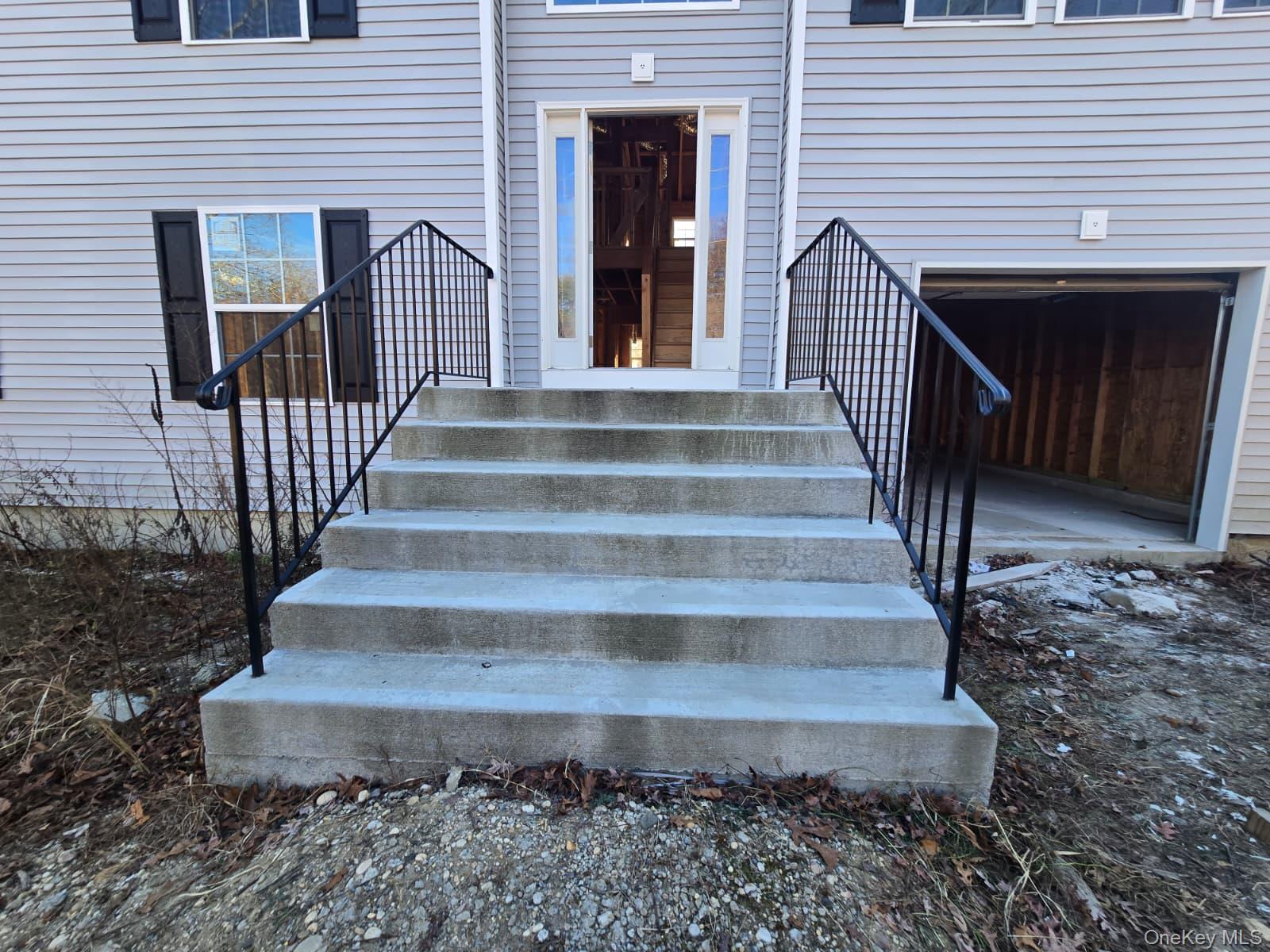 20 Barbara Lane – For Sale photo 2